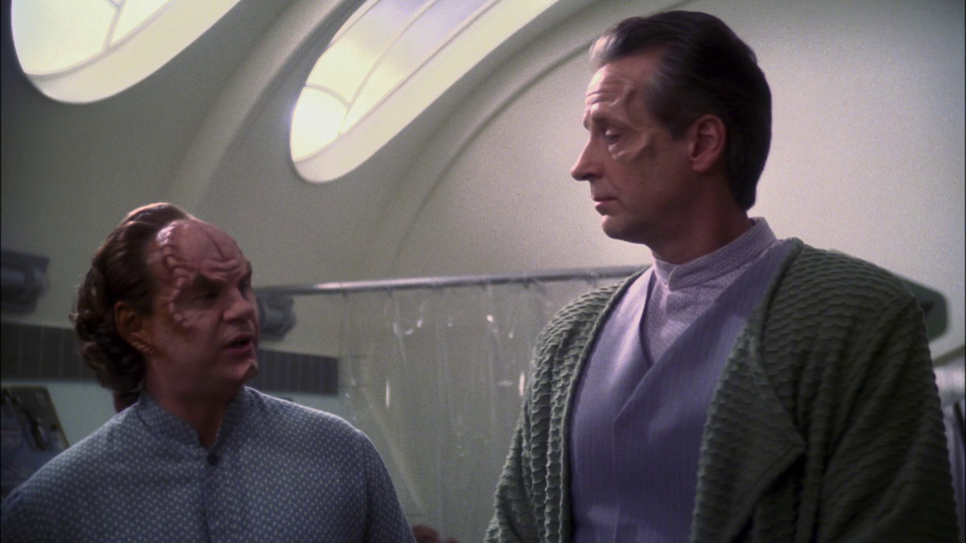 extant_StarTrek_ENT_1x13-DearDoctor_1574.jpg