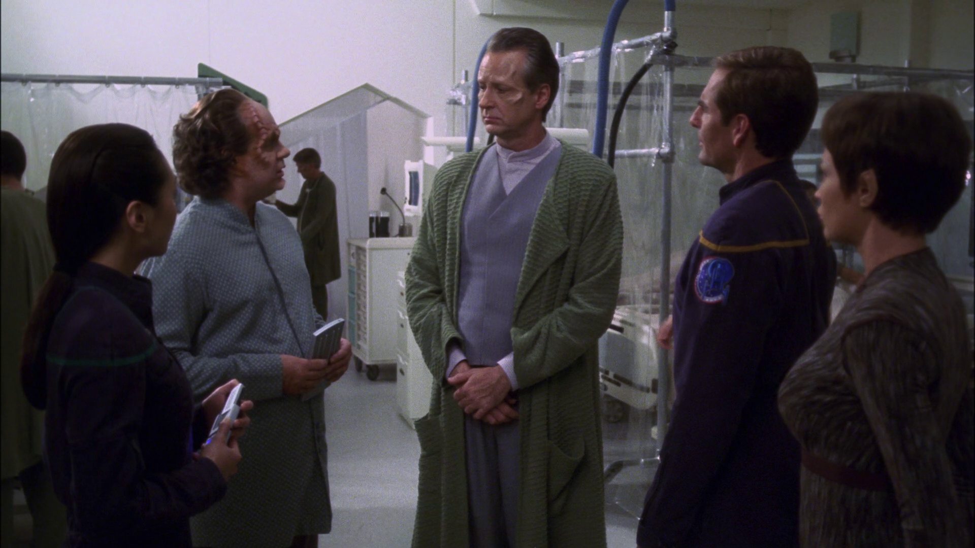 extant_StarTrek_ENT_1x13-DearDoctor_1596.jpg