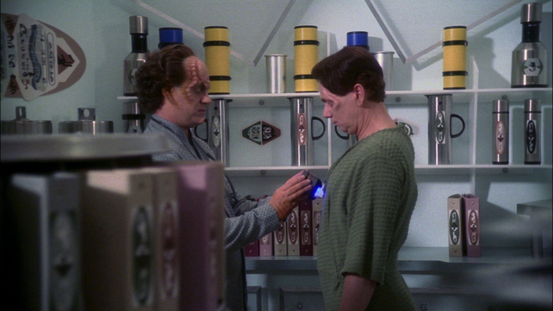 extant_StarTrek_ENT_1x13-DearDoctor_1609.jpg