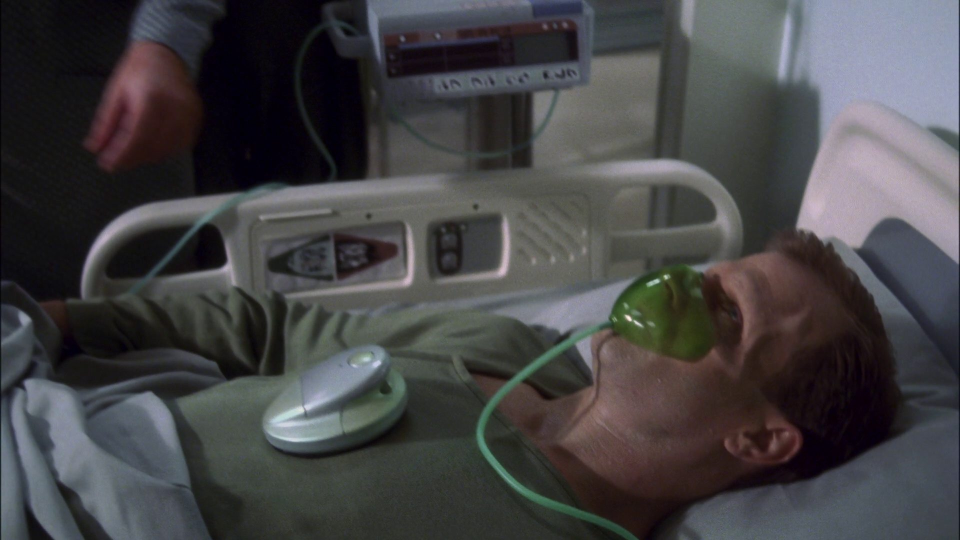 extant_StarTrek_ENT_1x13-DearDoctor_1612.jpg