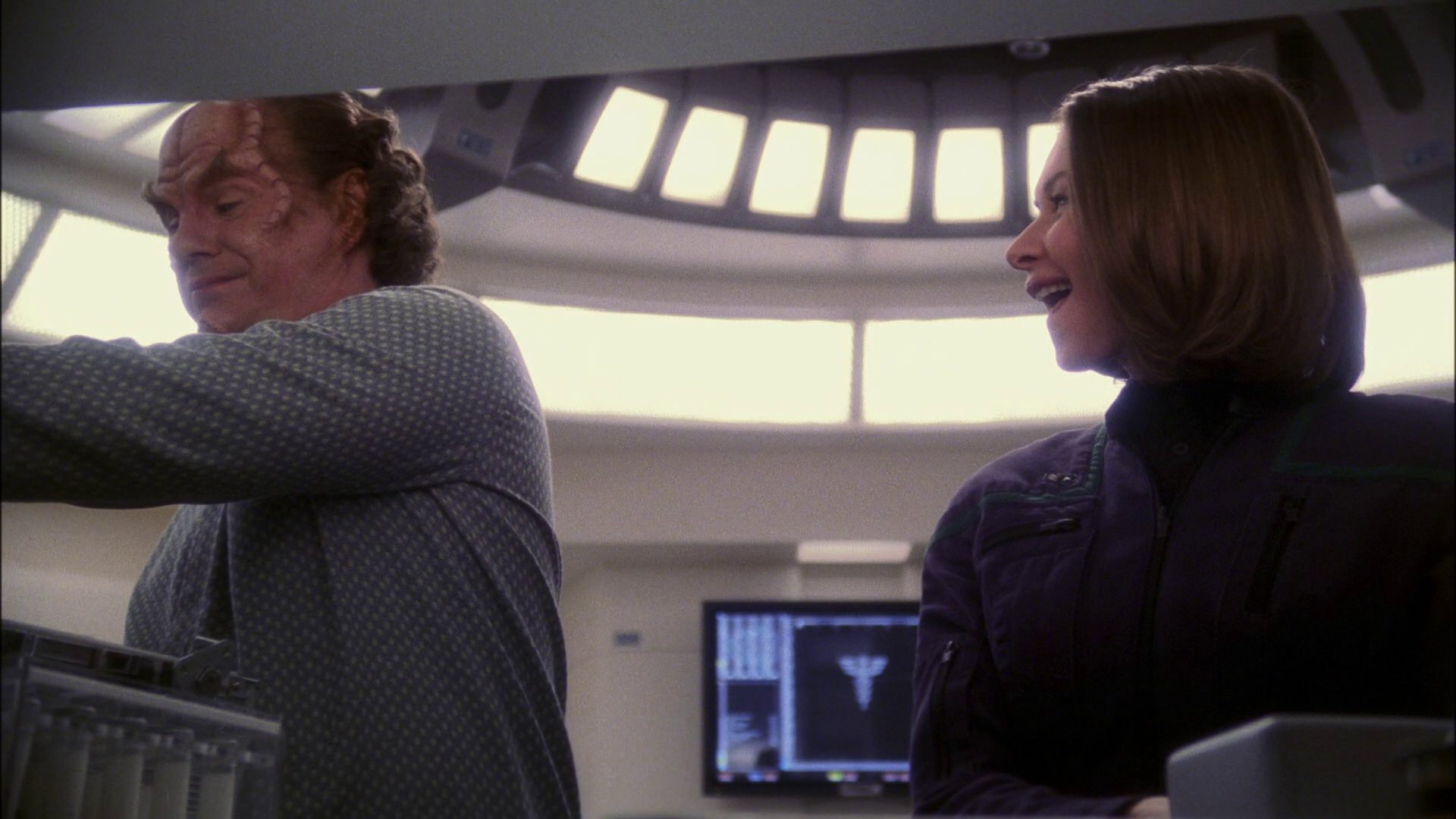 extant_StarTrek_ENT_1x13-DearDoctor_1651.jpg
