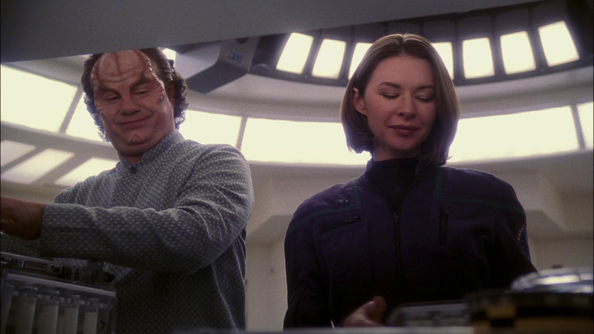 extant_StarTrek_ENT_1x13-DearDoctor_1660.jpg