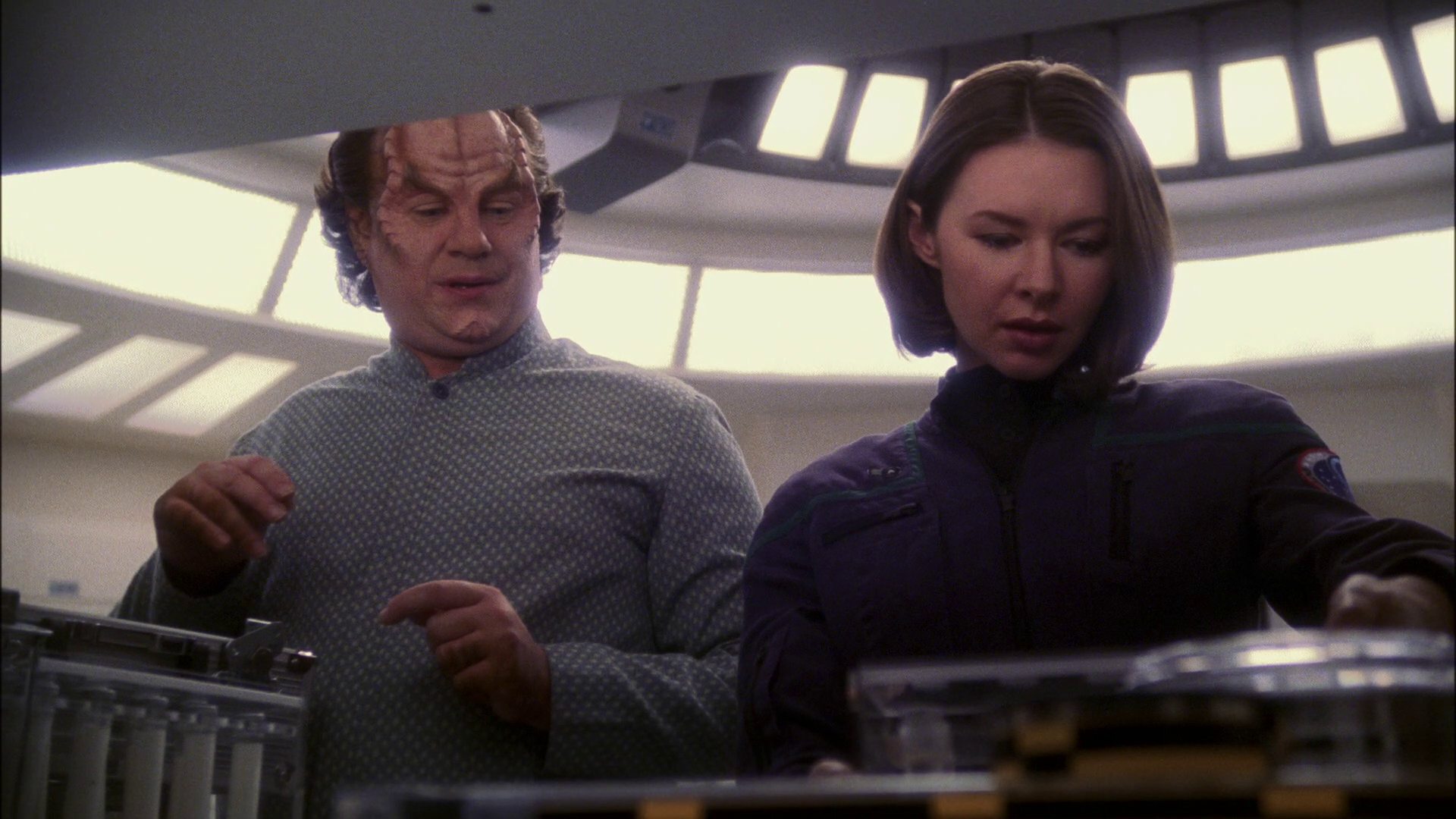 extant_StarTrek_ENT_1x13-DearDoctor_1667.jpg