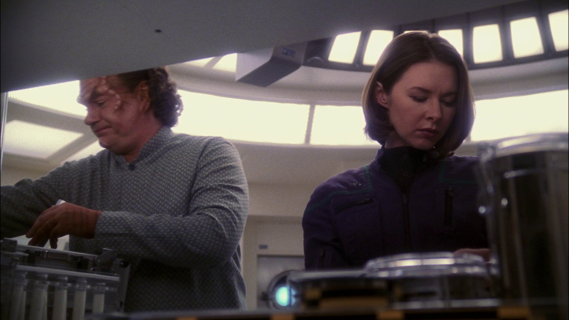 extant_StarTrek_ENT_1x13-DearDoctor_1676.jpg