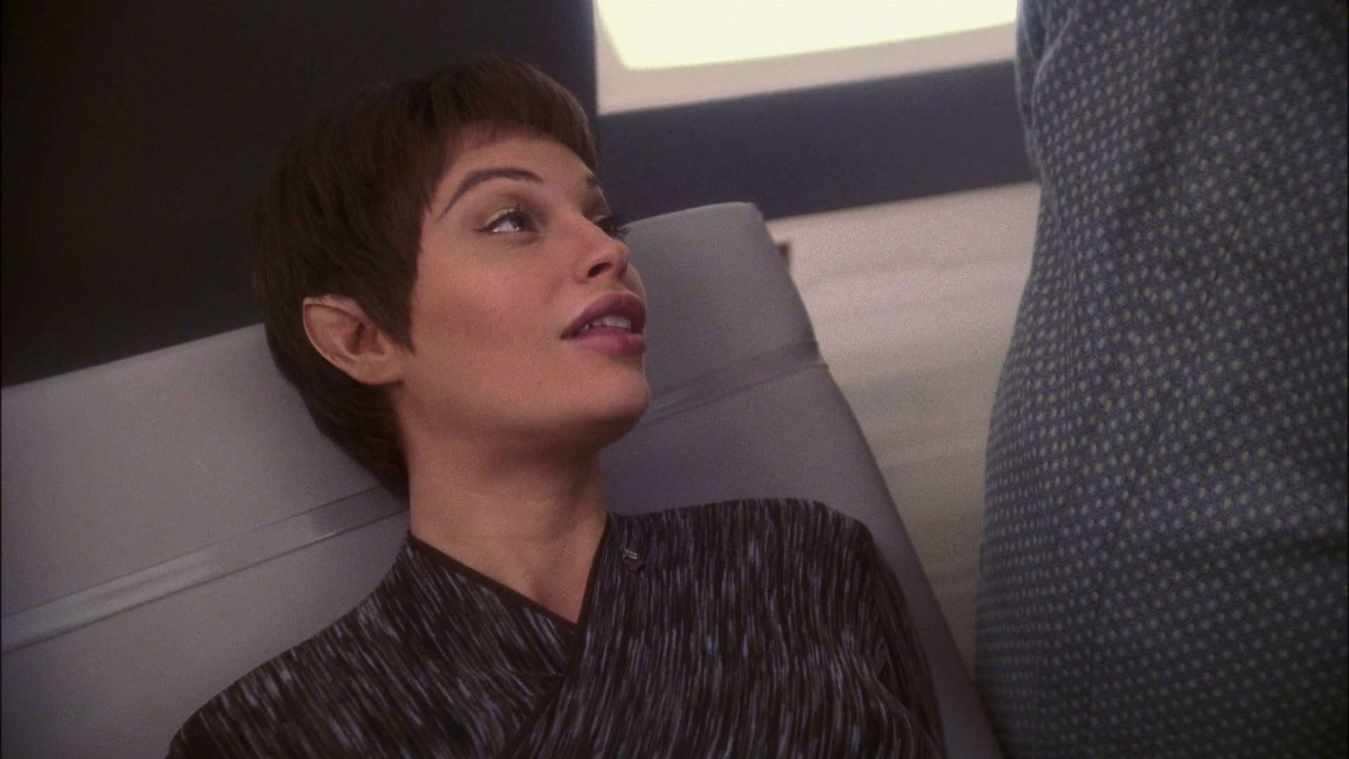 extant_StarTrek_ENT_1x13-DearDoctor_1677.jpg