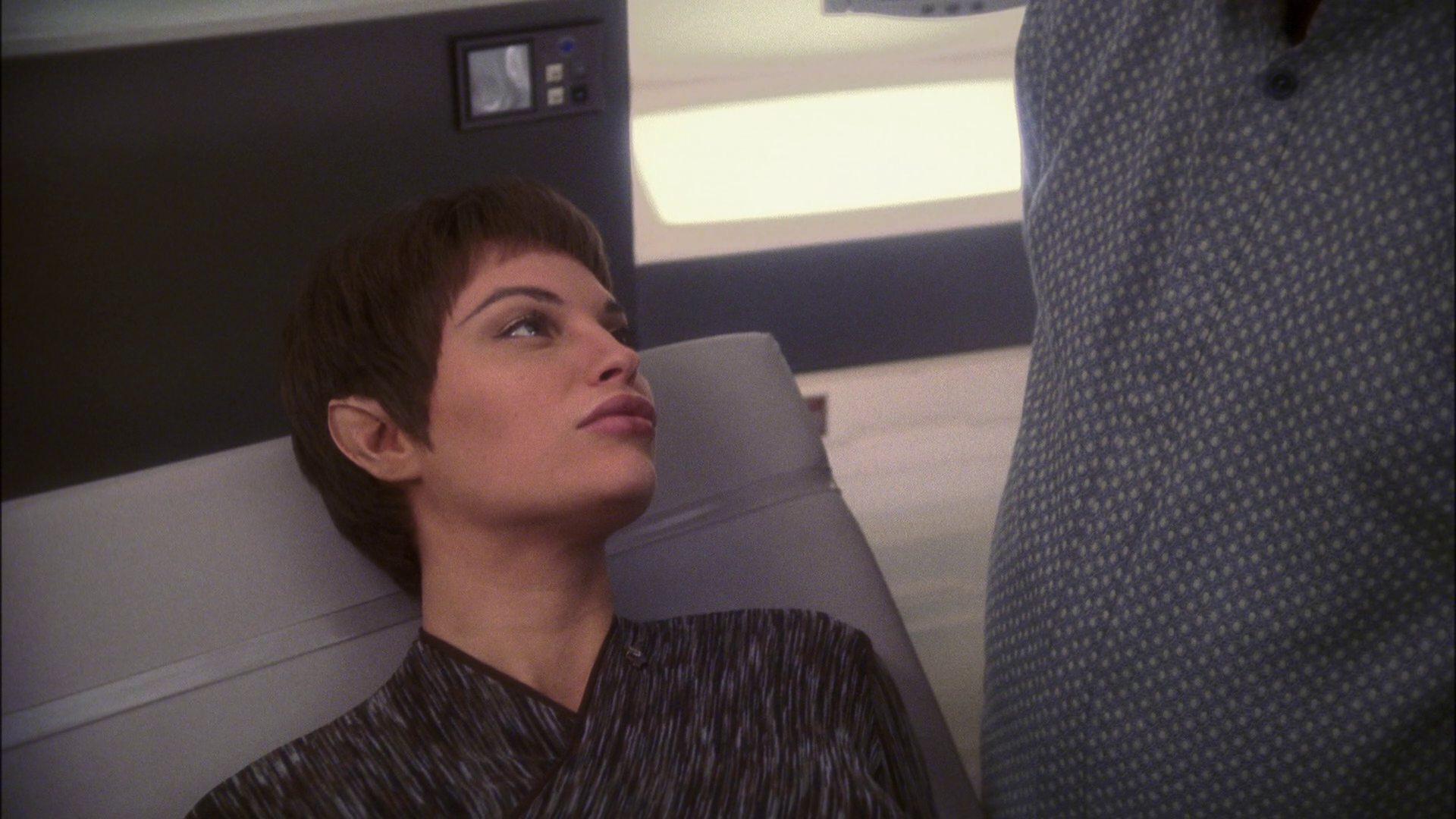 extant_StarTrek_ENT_1x13-DearDoctor_1679.jpg