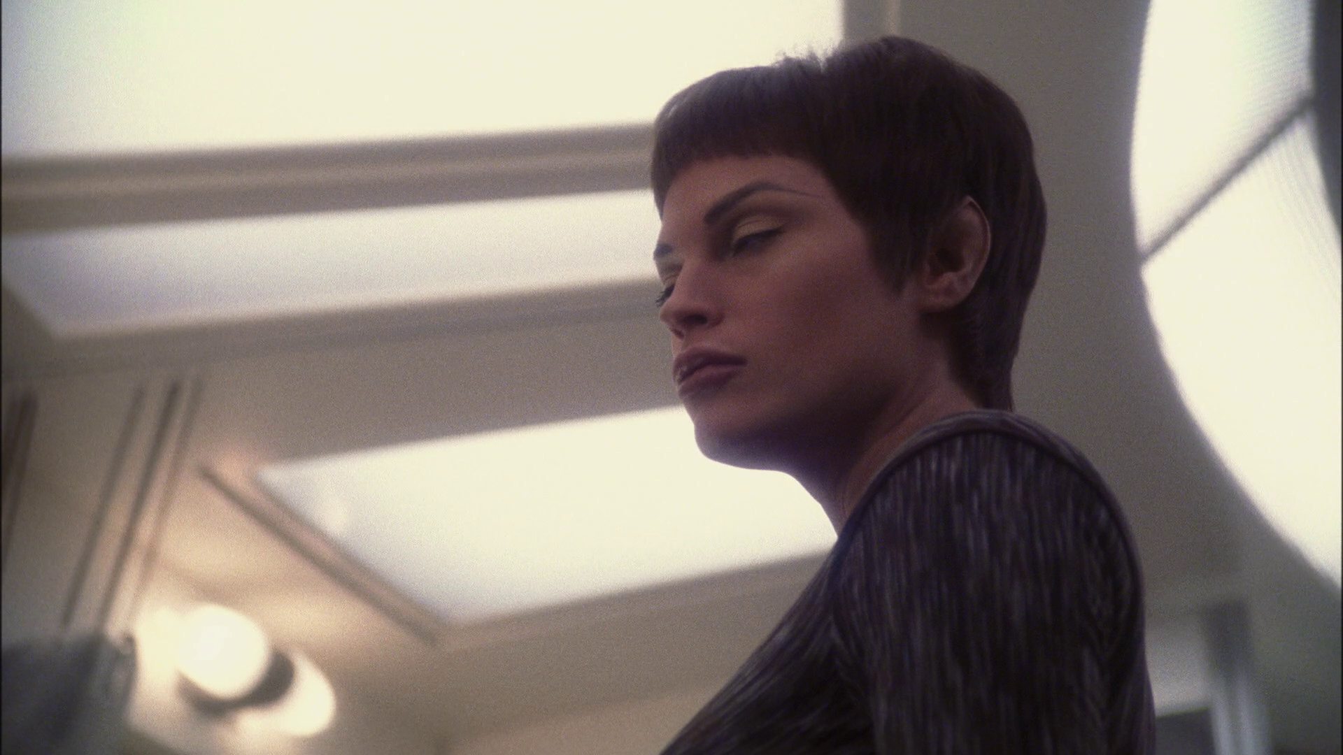 extant_StarTrek_ENT_1x13-DearDoctor_1701.jpg