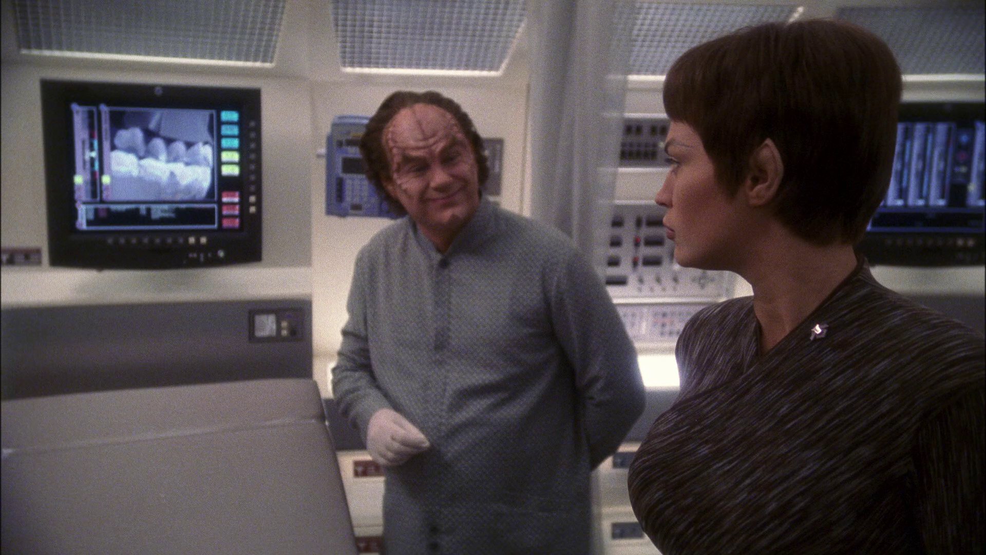 extant_StarTrek_ENT_1x13-DearDoctor_1720.jpg