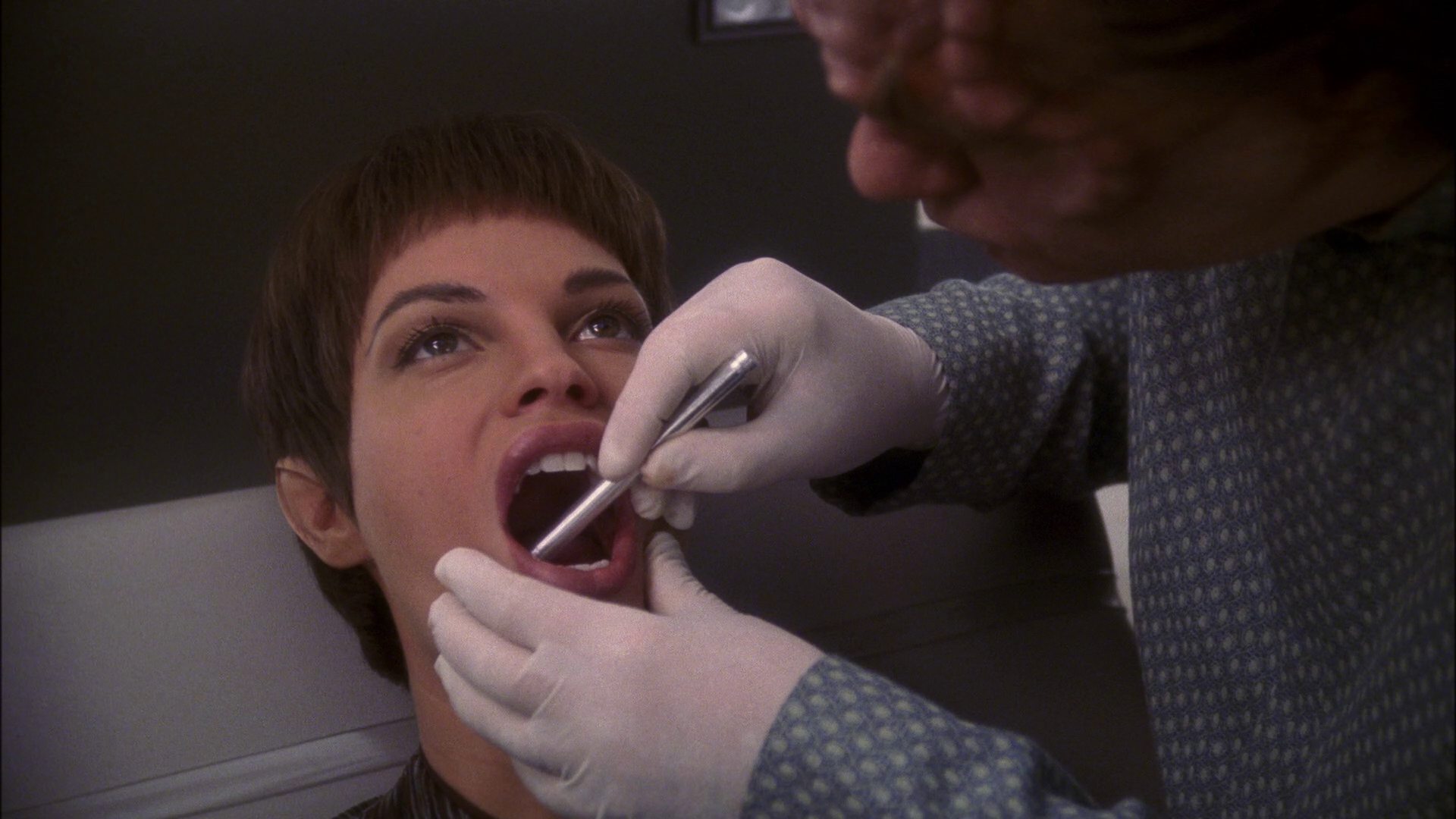 extant_StarTrek_ENT_1x13-DearDoctor_1827.jpg