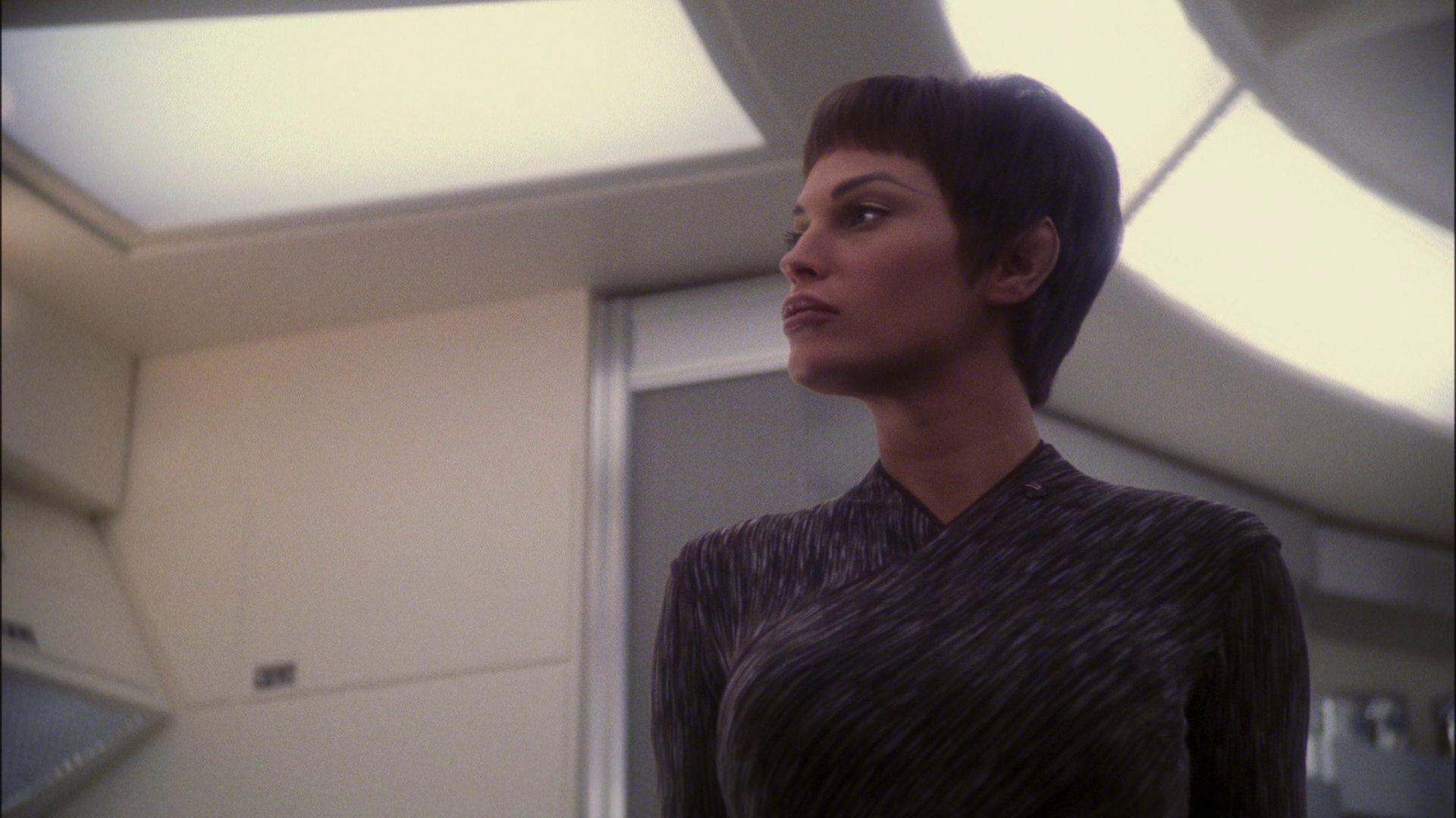 extant_StarTrek_ENT_1x13-DearDoctor_1847.jpg