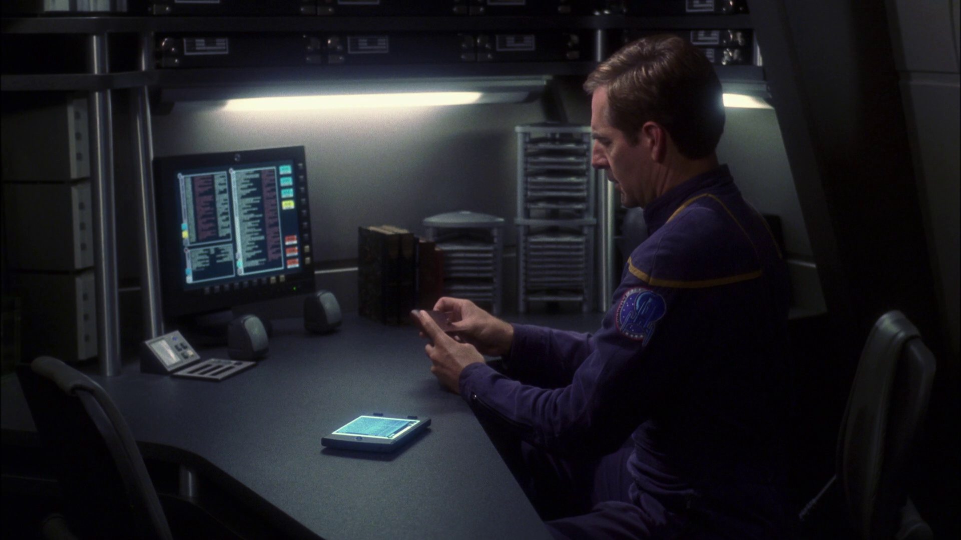 extant_StarTrek_ENT_1x13-DearDoctor_1860.jpg