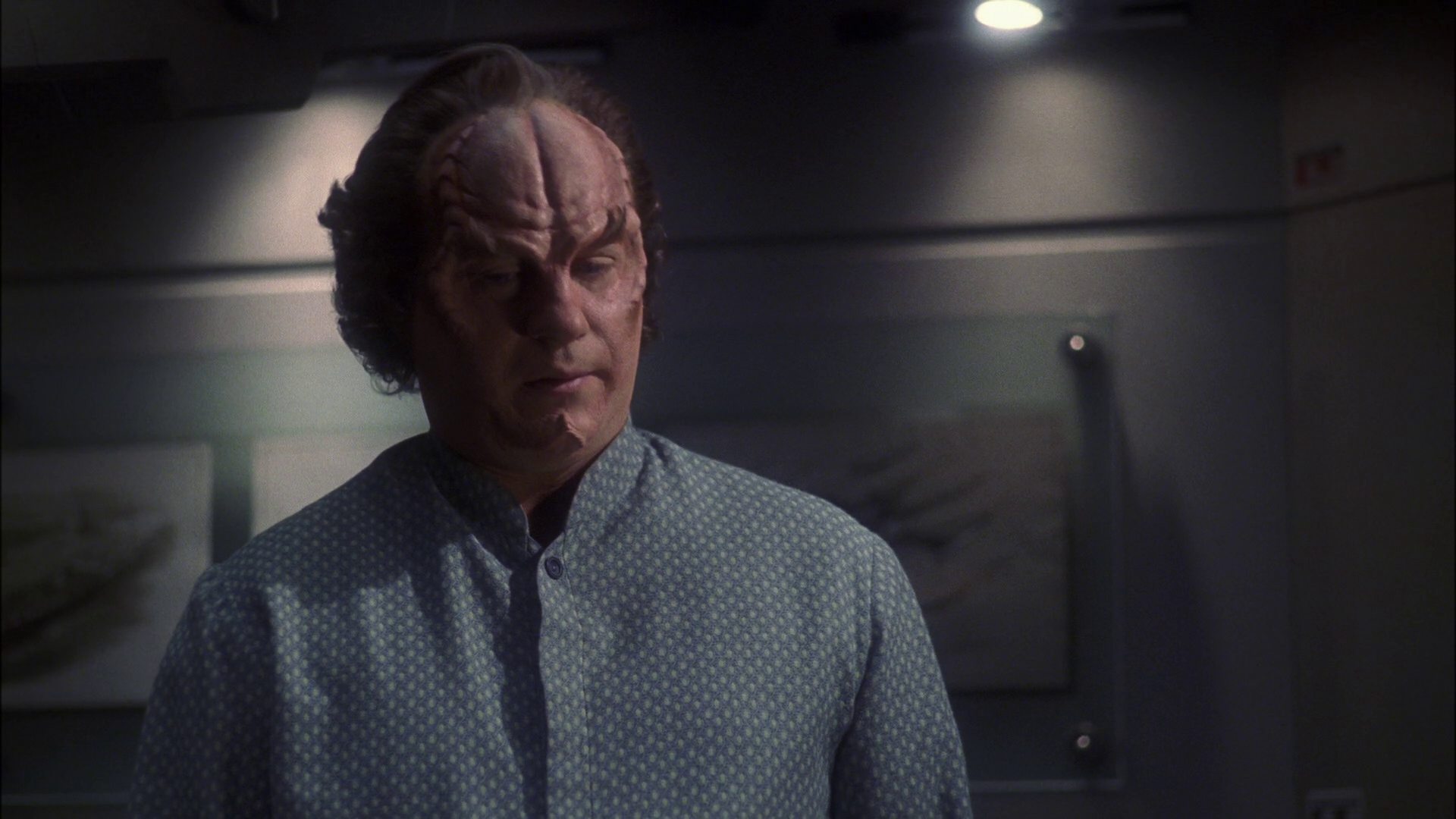 extant_StarTrek_ENT_1x13-DearDoctor_1898.jpg