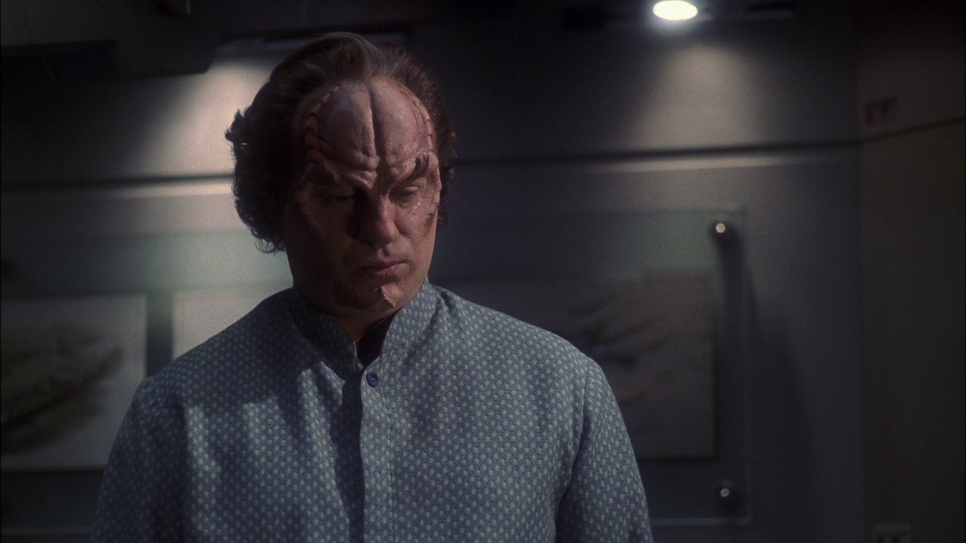 extant_StarTrek_ENT_1x13-DearDoctor_1900.jpg
