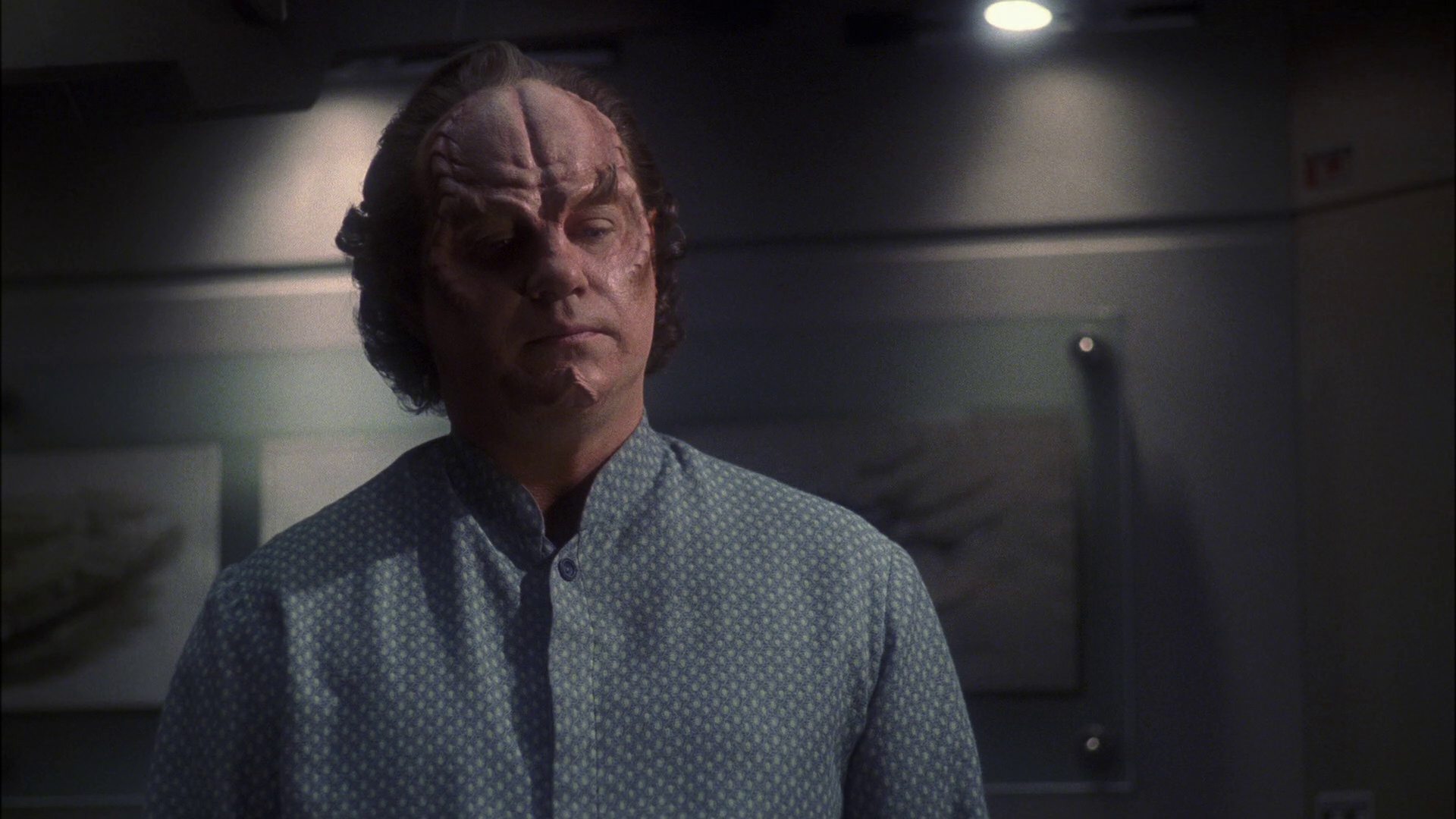 extant_StarTrek_ENT_1x13-DearDoctor_1905.jpg