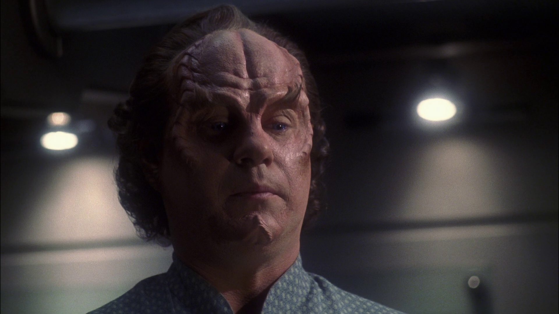 extant_StarTrek_ENT_1x13-DearDoctor_1974.jpg