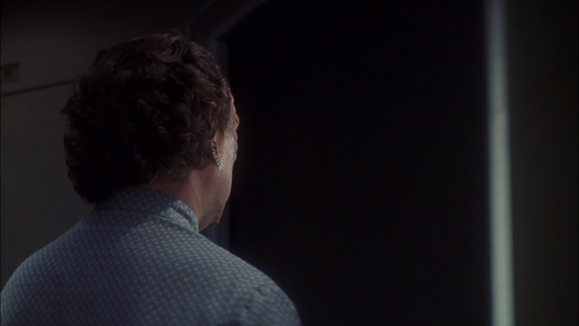 extant_StarTrek_ENT_1x13-DearDoctor_1987.jpg
