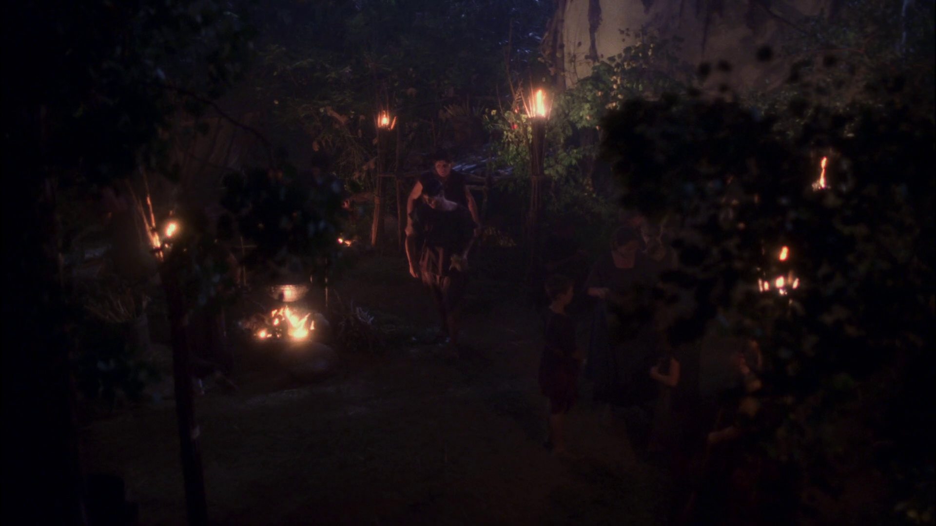 extant_StarTrek_ENT_1x13-DearDoctor_2015.jpg