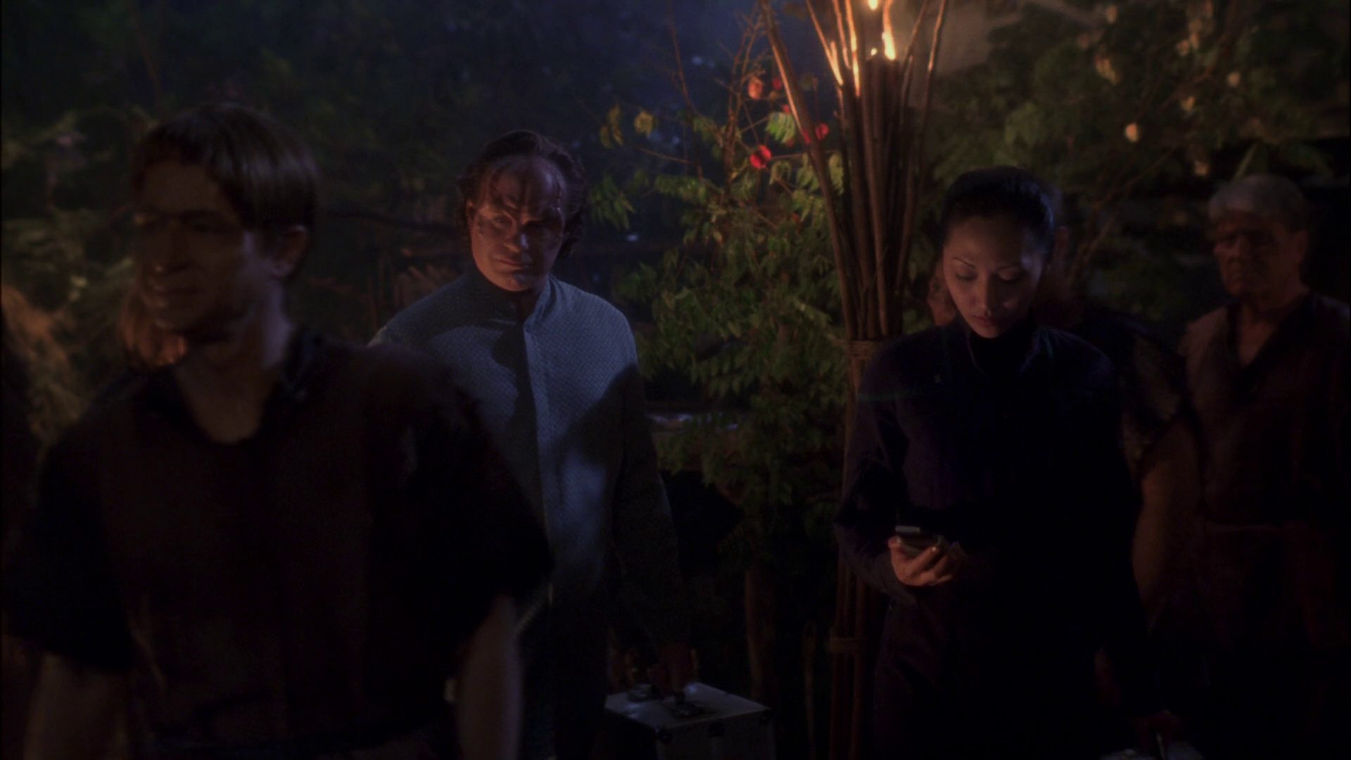extant_StarTrek_ENT_1x13-DearDoctor_2032.jpg