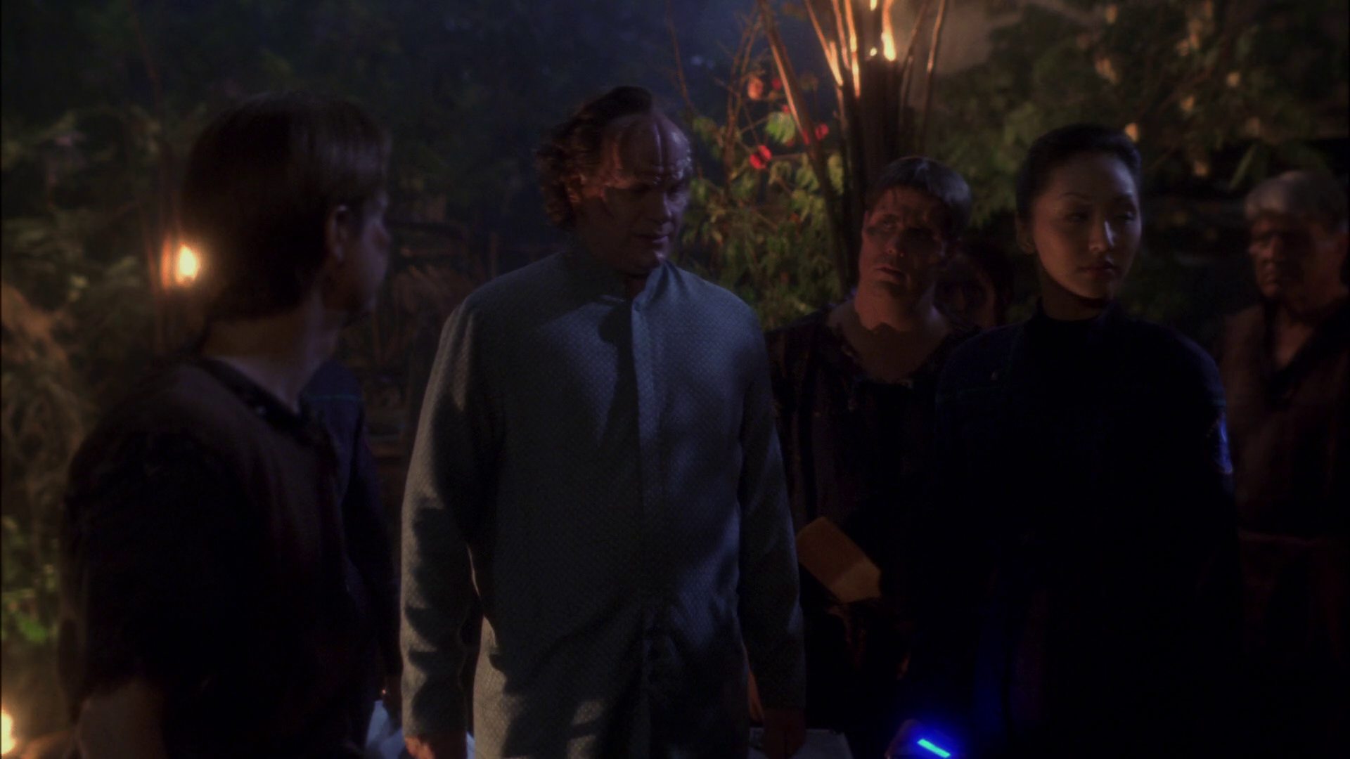 extant_StarTrek_ENT_1x13-DearDoctor_2035.jpg
