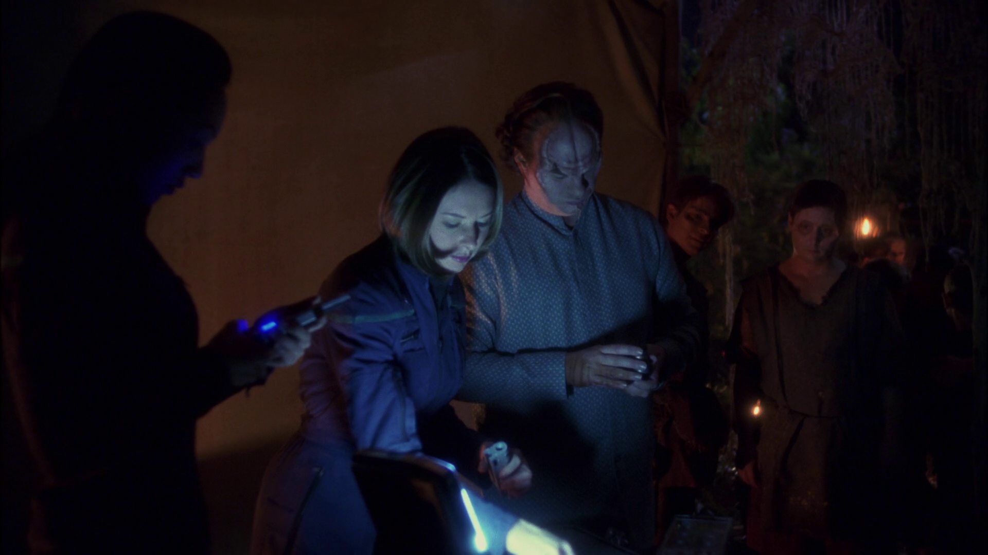 extant_StarTrek_ENT_1x13-DearDoctor_2088.jpg