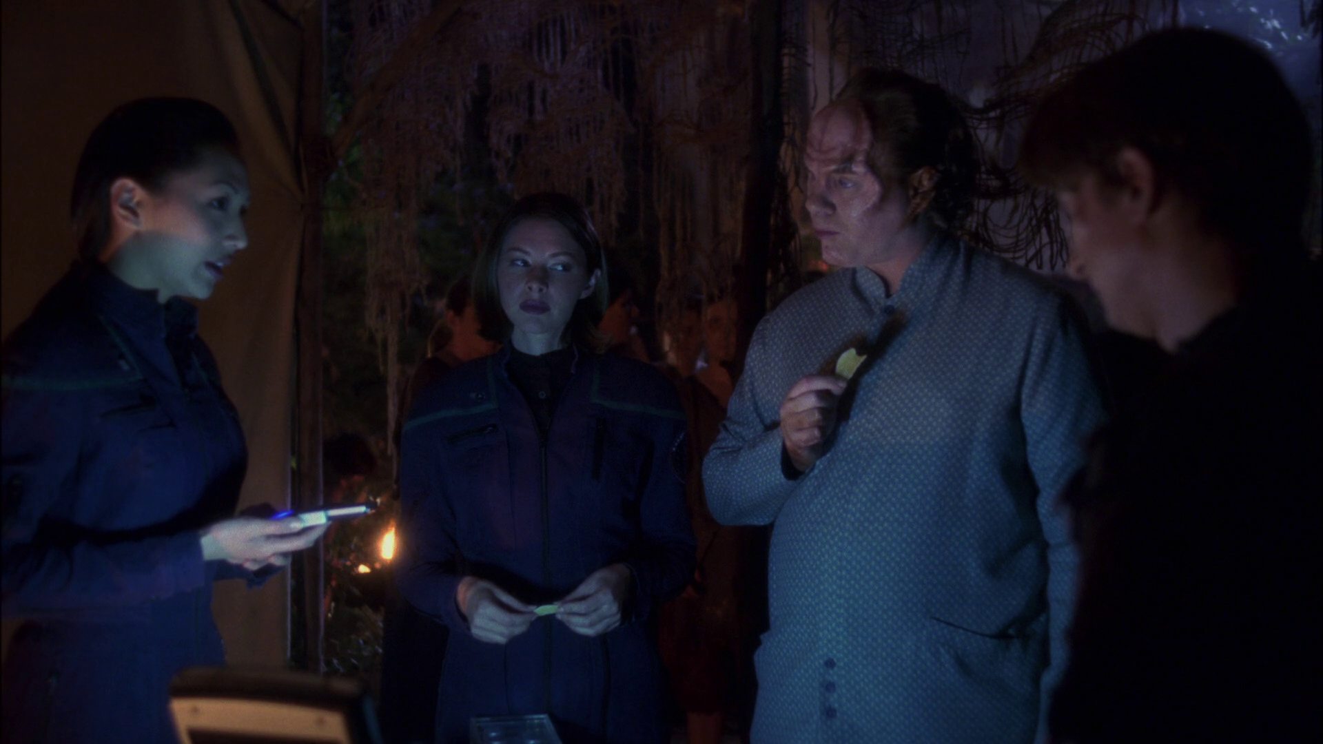 extant_StarTrek_ENT_1x13-DearDoctor_2271.jpg