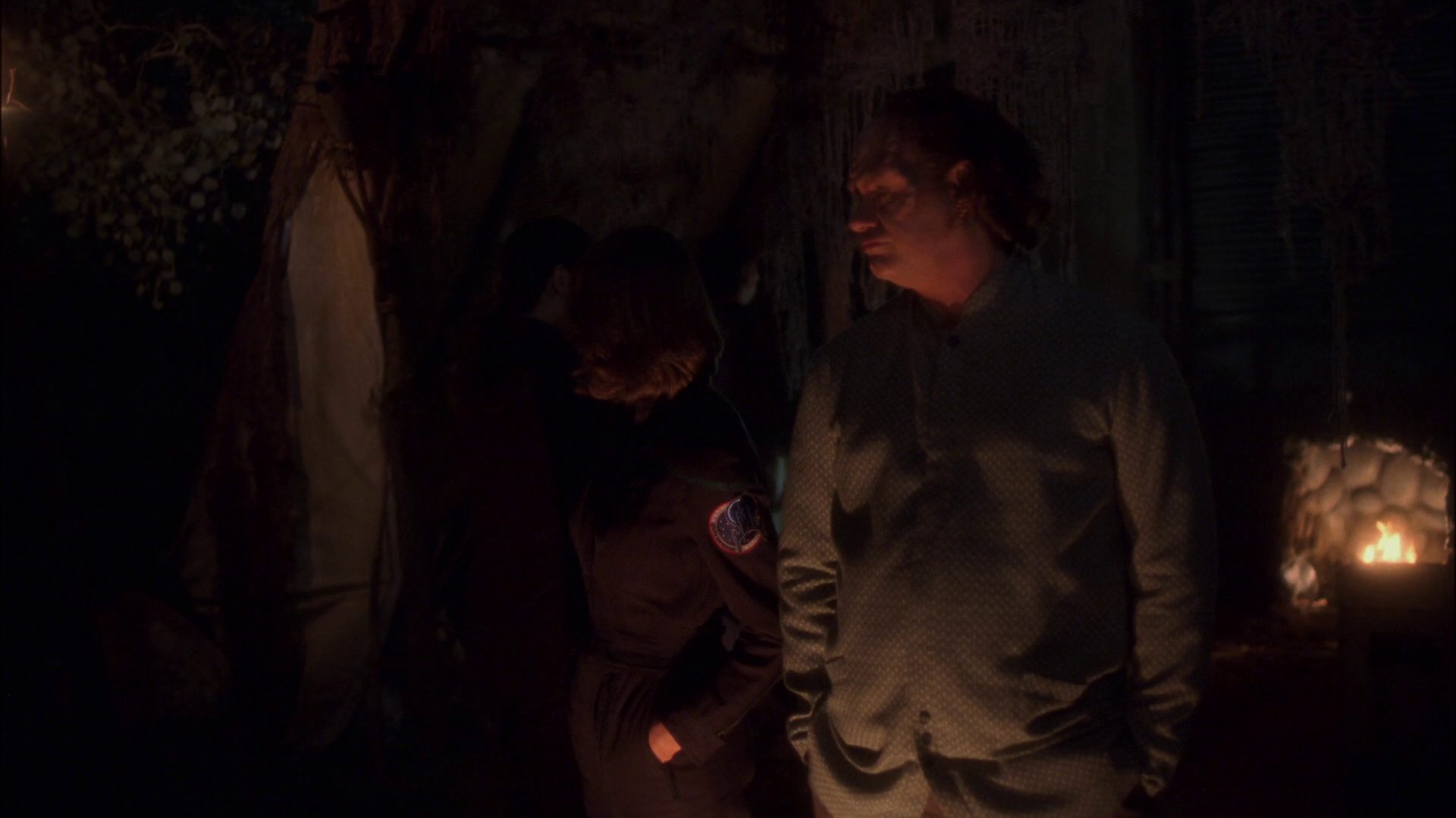 extant_StarTrek_ENT_1x13-DearDoctor_2394.jpg