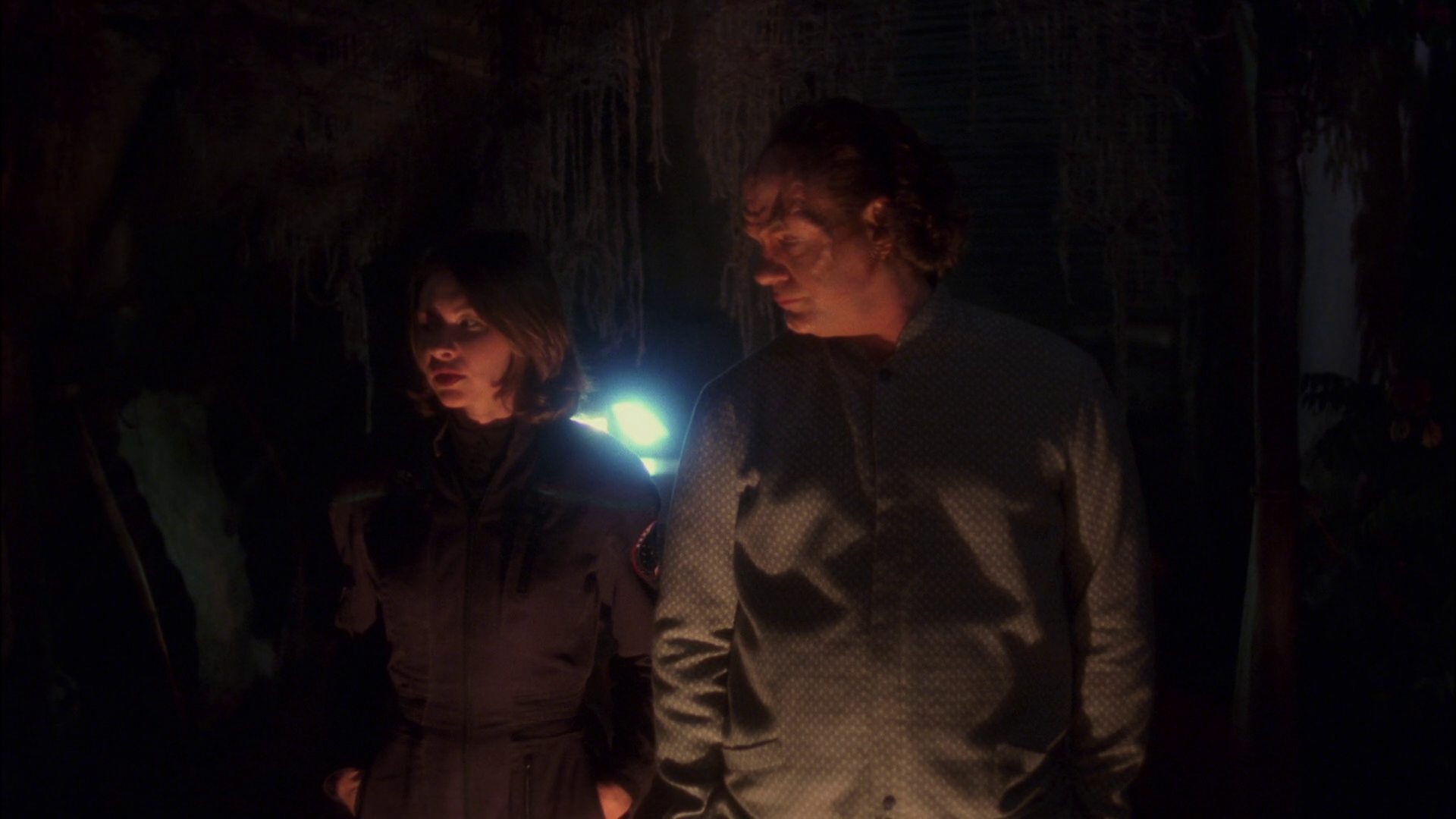 extant_StarTrek_ENT_1x13-DearDoctor_2409.jpg