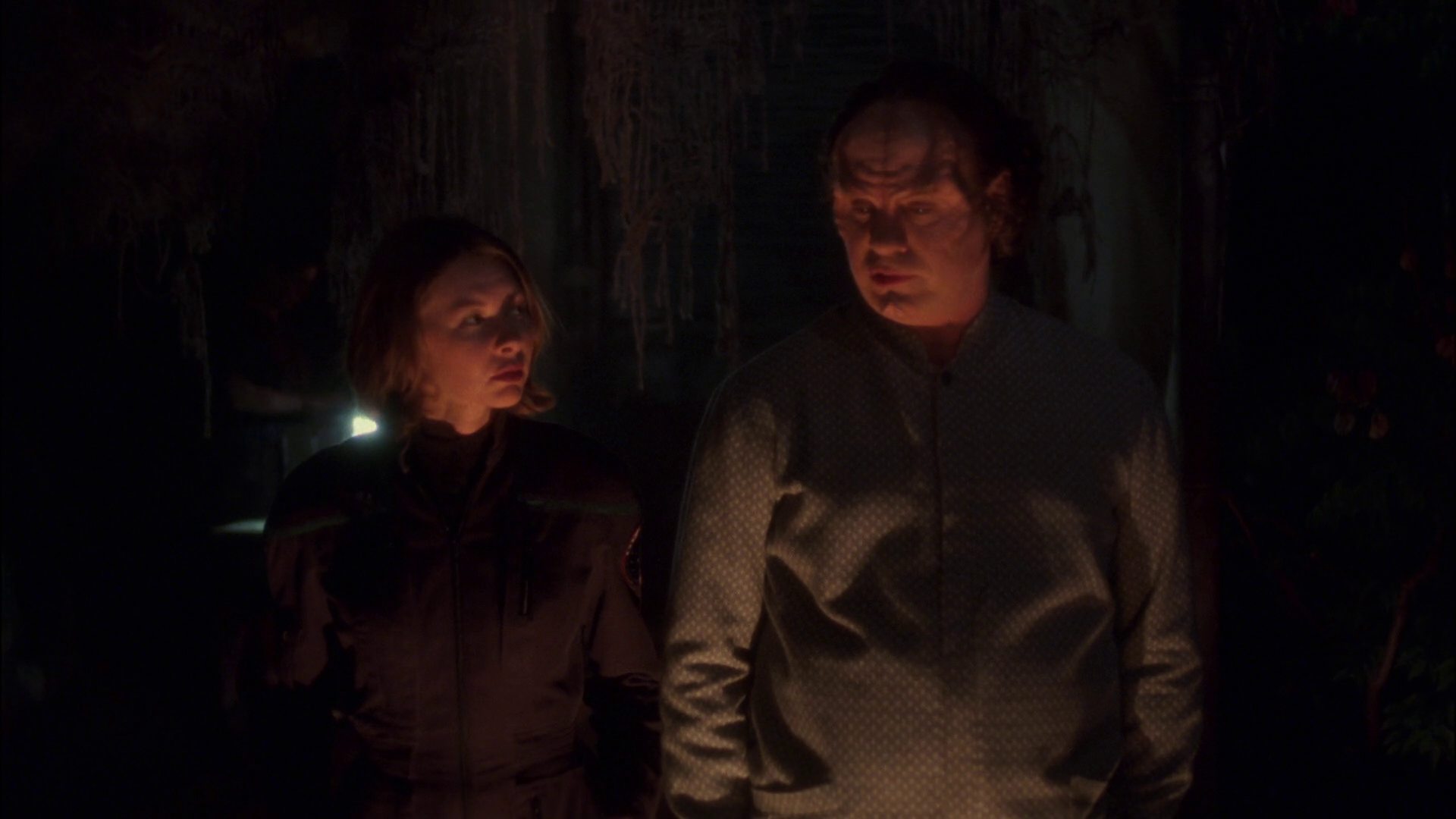 extant_StarTrek_ENT_1x13-DearDoctor_2416.jpg