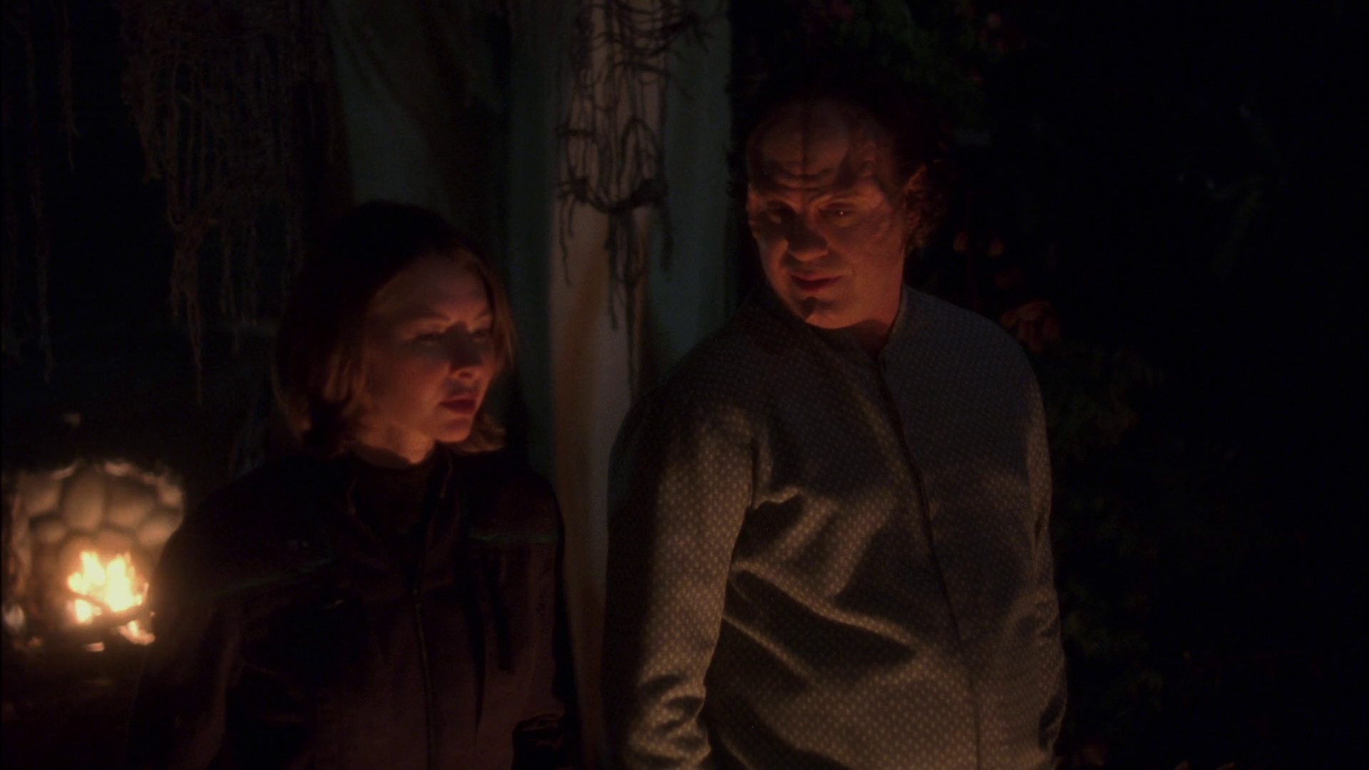 extant_StarTrek_ENT_1x13-DearDoctor_2429.jpg