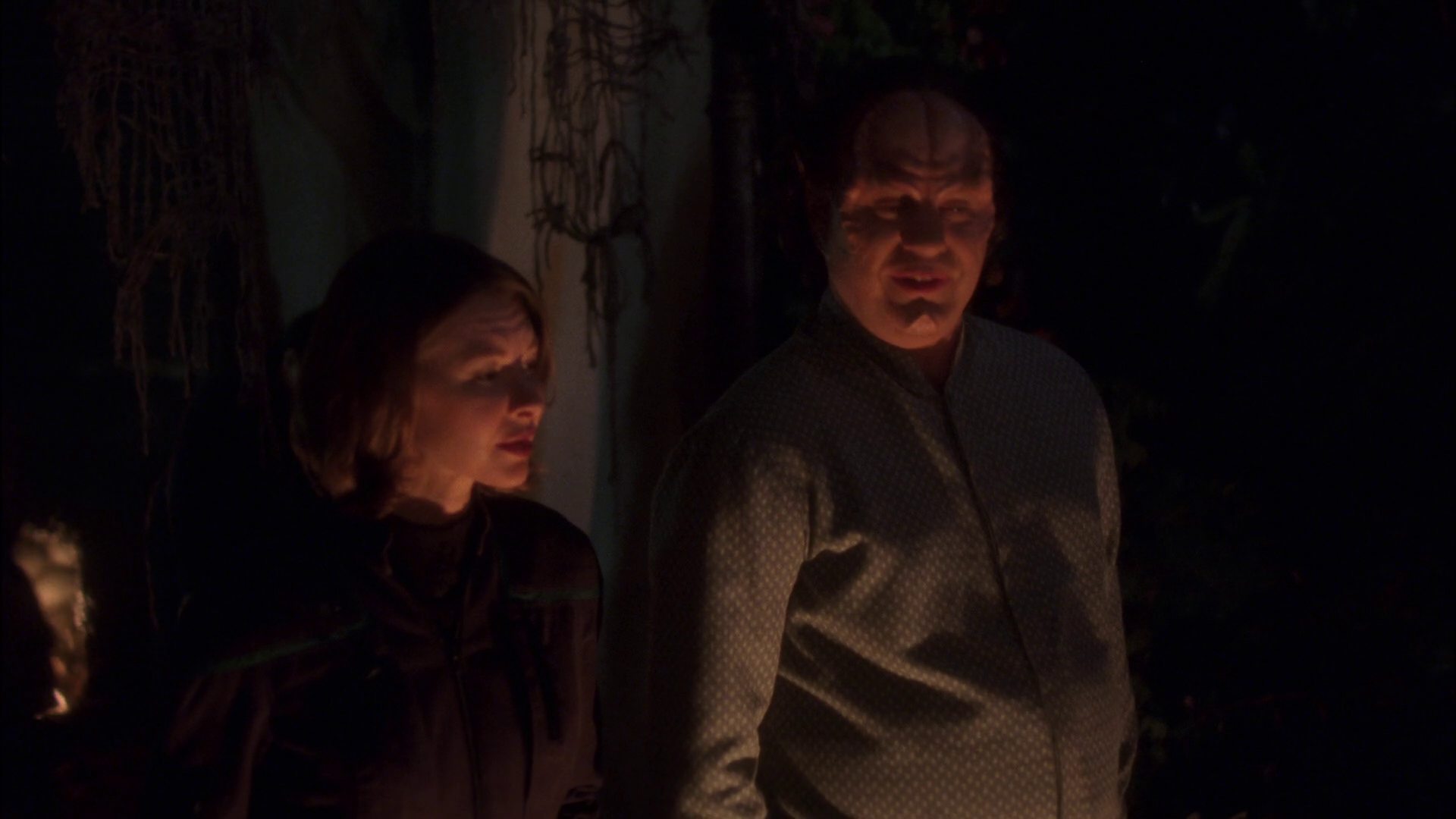 extant_StarTrek_ENT_1x13-DearDoctor_2431.jpg