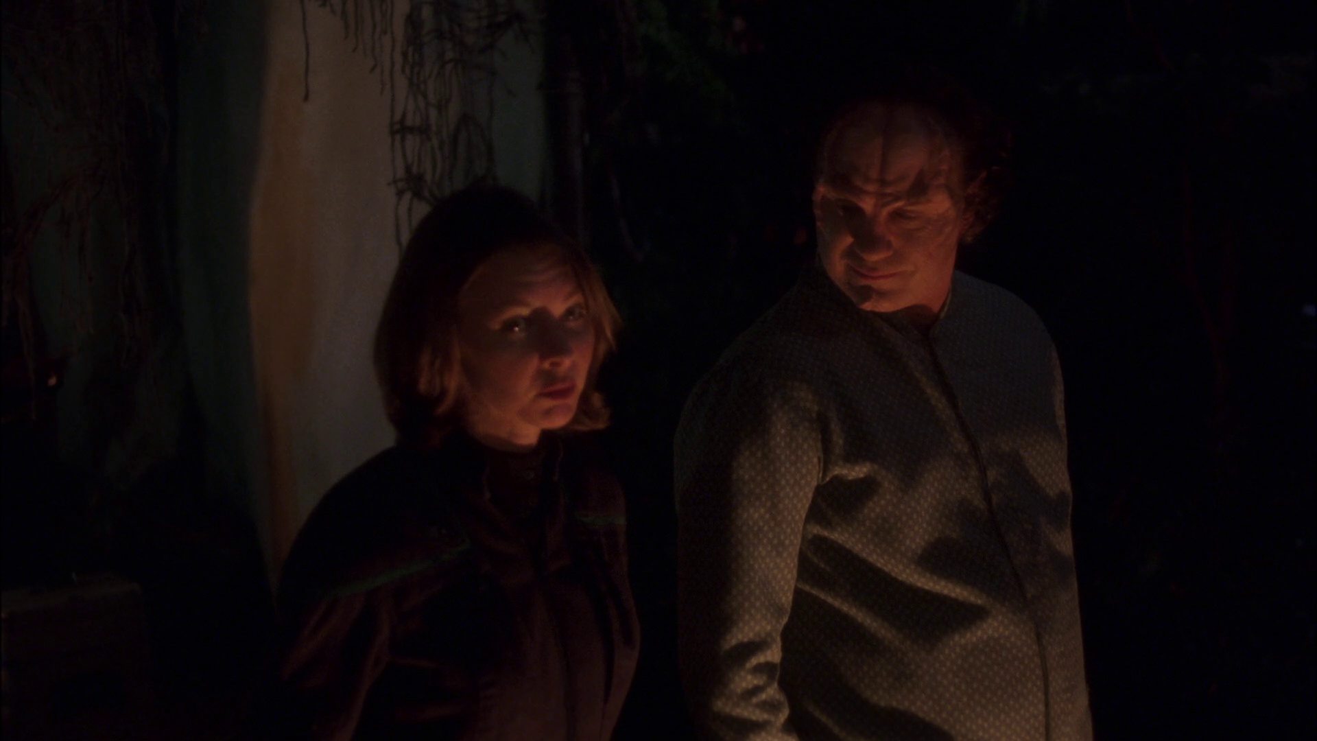 extant_StarTrek_ENT_1x13-DearDoctor_2438.jpg
