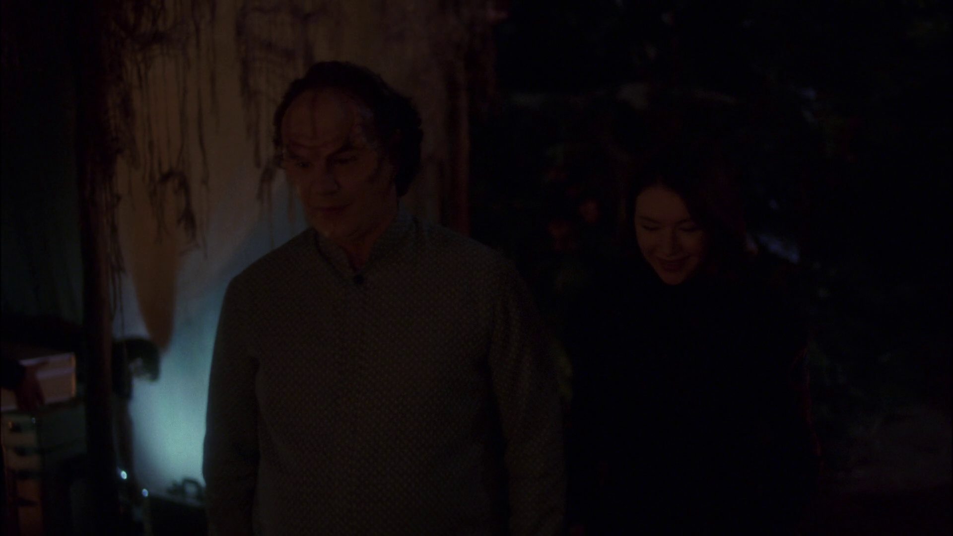 extant_StarTrek_ENT_1x13-DearDoctor_2451.jpg