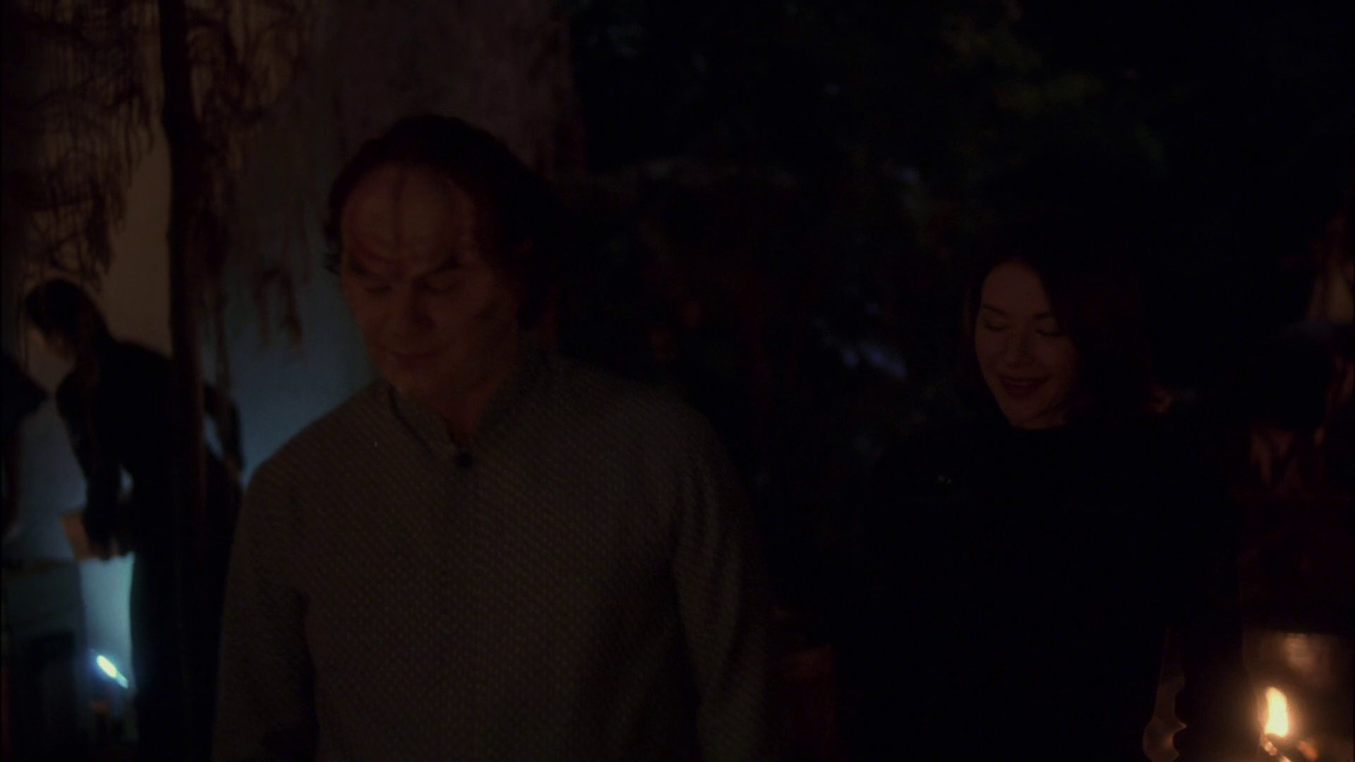 extant_StarTrek_ENT_1x13-DearDoctor_2454.jpg