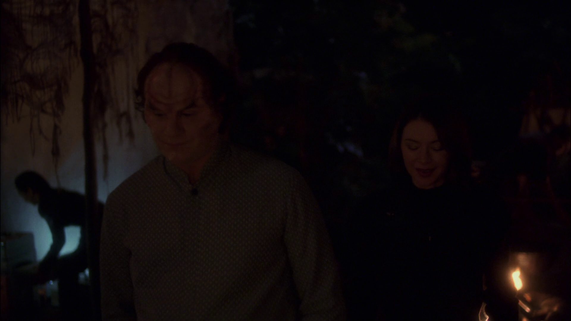 extant_StarTrek_ENT_1x13-DearDoctor_2455.jpg