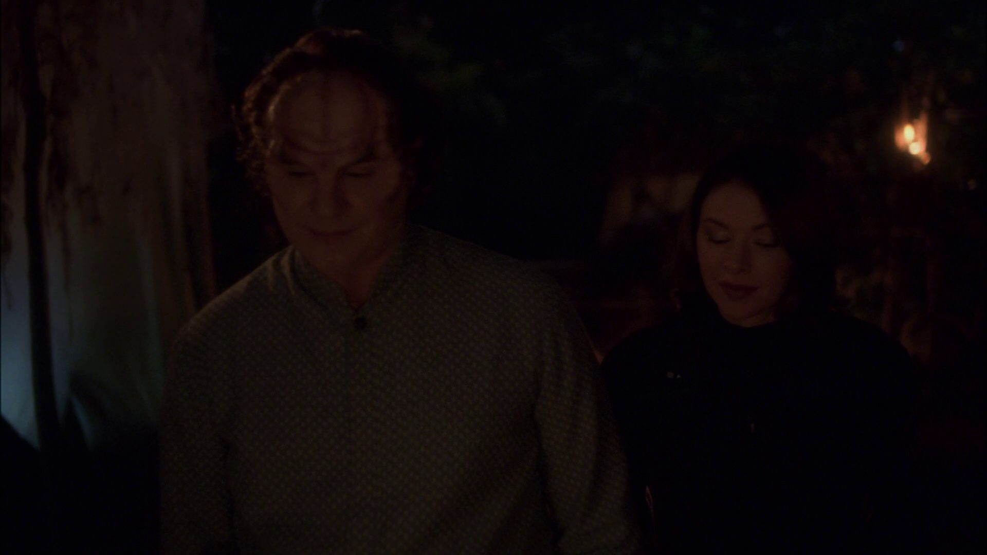 extant_StarTrek_ENT_1x13-DearDoctor_2458.jpg