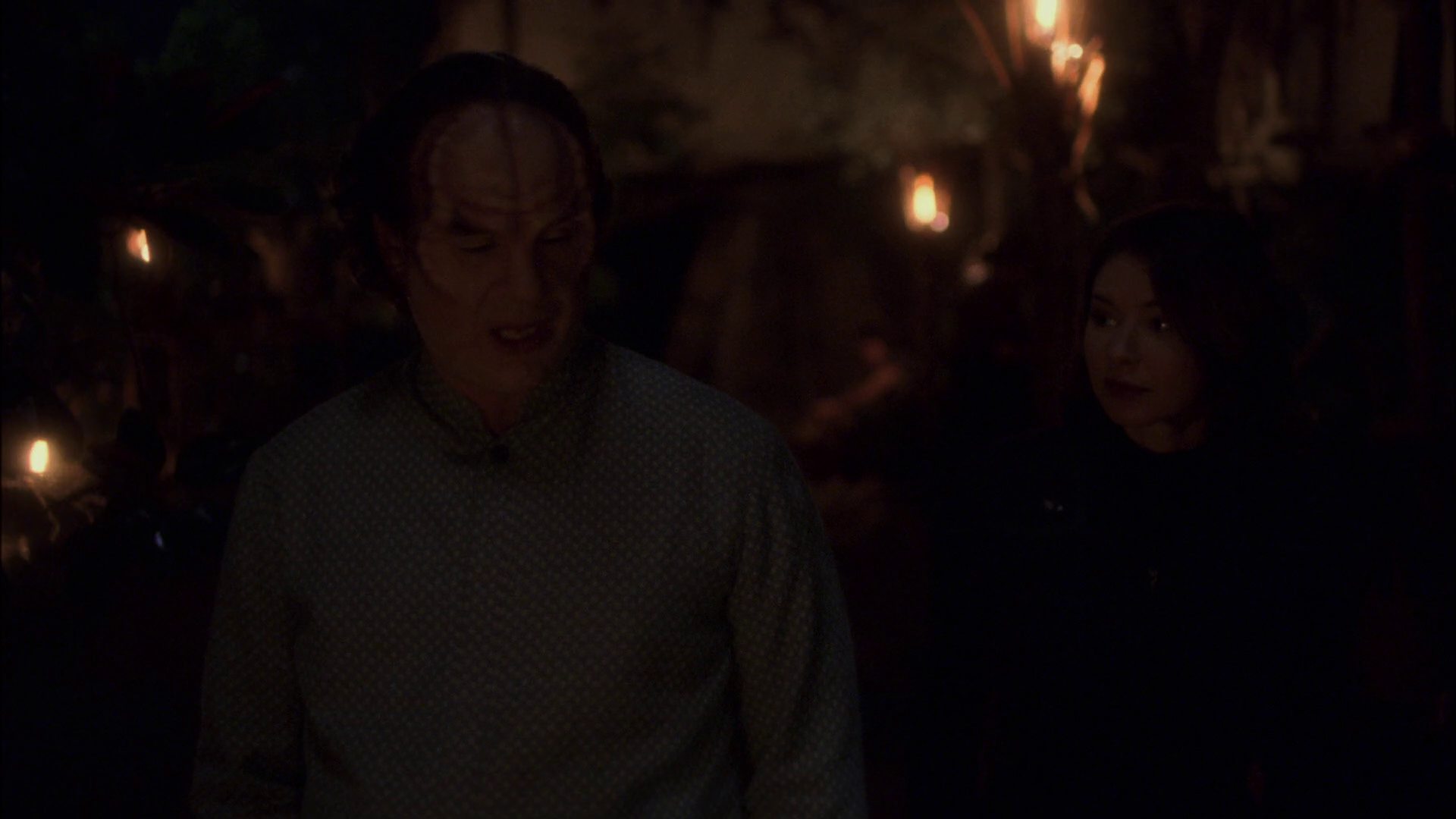 extant_StarTrek_ENT_1x13-DearDoctor_2468.jpg