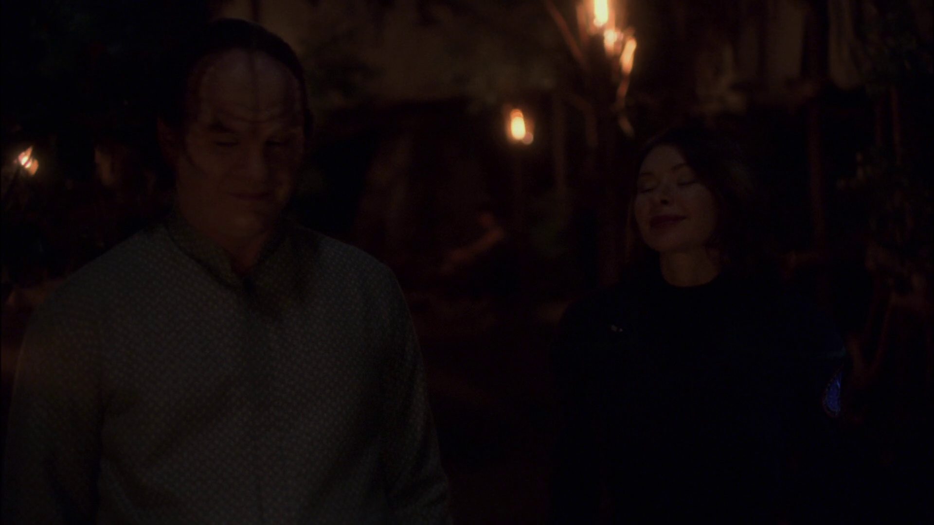 extant_StarTrek_ENT_1x13-DearDoctor_2469.jpg