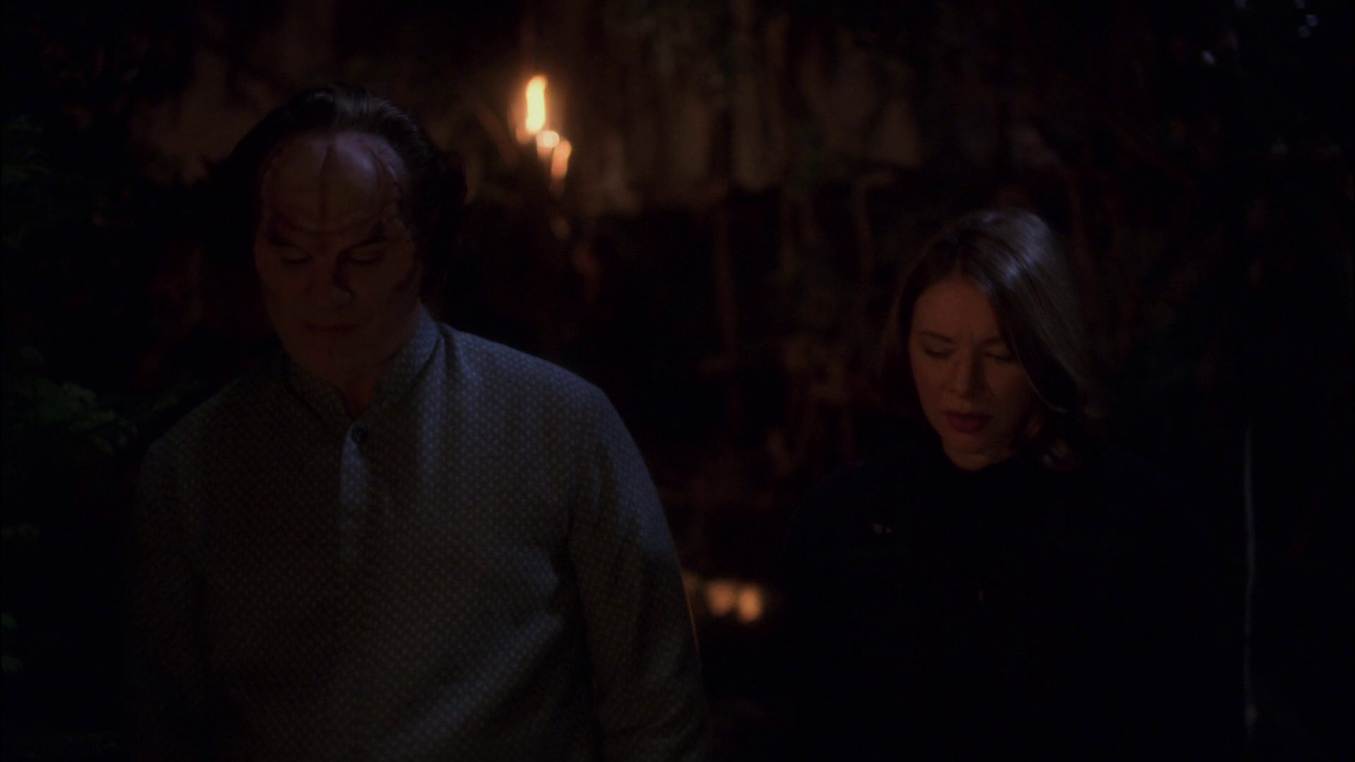 extant_StarTrek_ENT_1x13-DearDoctor_2475.jpg