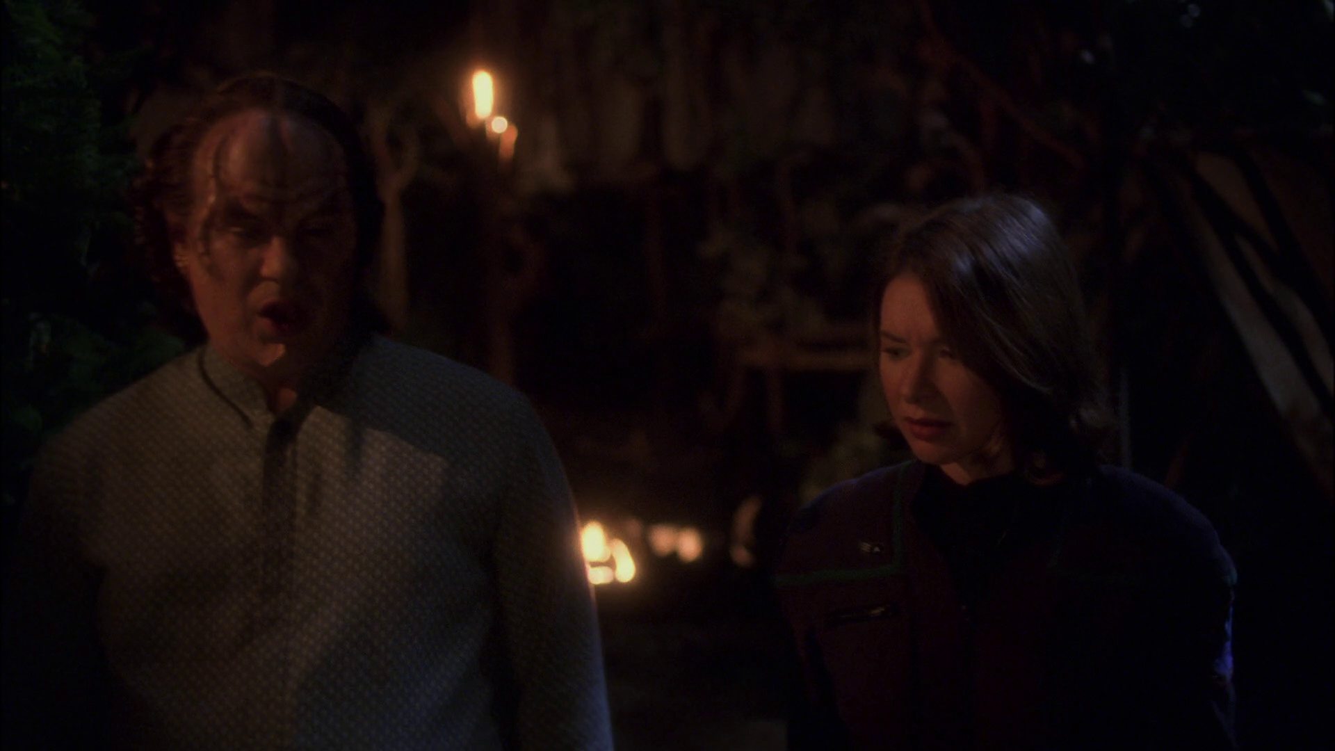 extant_StarTrek_ENT_1x13-DearDoctor_2477.jpg