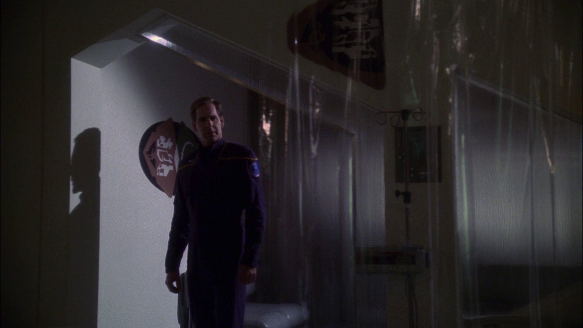 extant_StarTrek_ENT_1x13-DearDoctor_2587.jpg