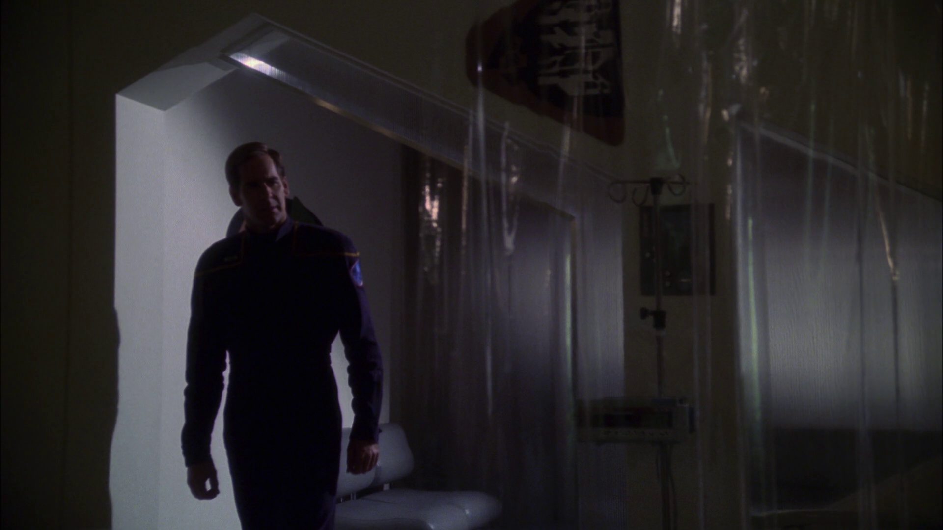 extant_StarTrek_ENT_1x13-DearDoctor_2592.jpg
