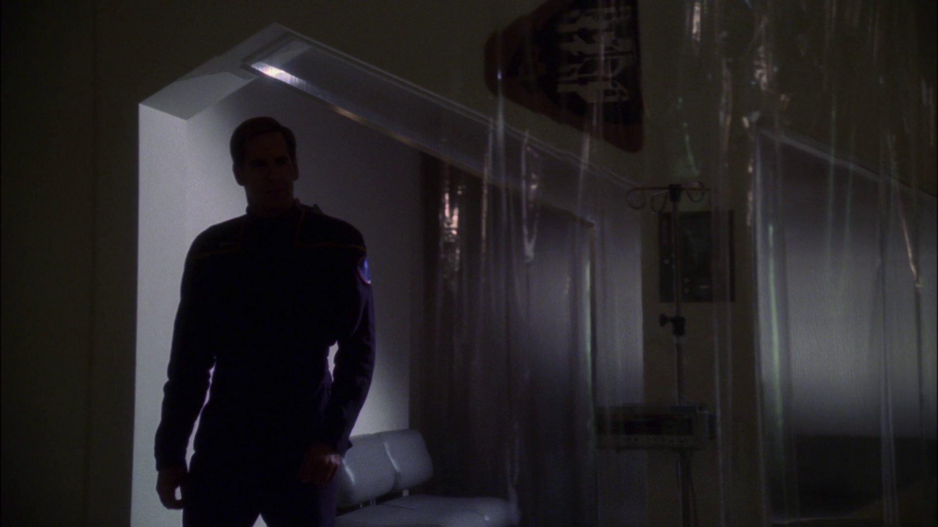 extant_StarTrek_ENT_1x13-DearDoctor_2593.jpg