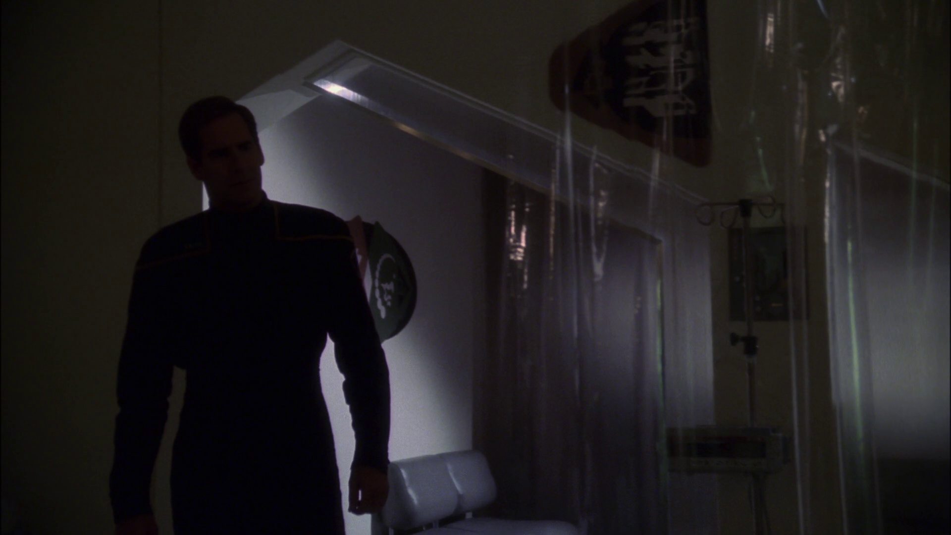 extant_StarTrek_ENT_1x13-DearDoctor_2594.jpg