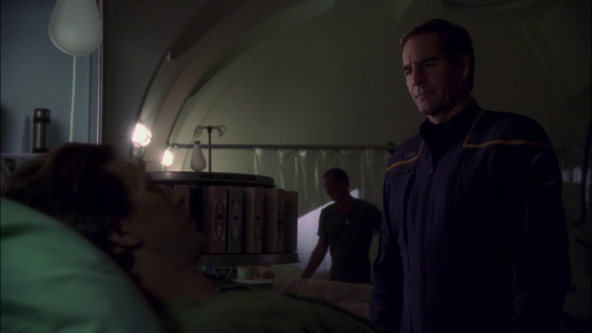 extant_StarTrek_ENT_1x13-DearDoctor_2627.jpg