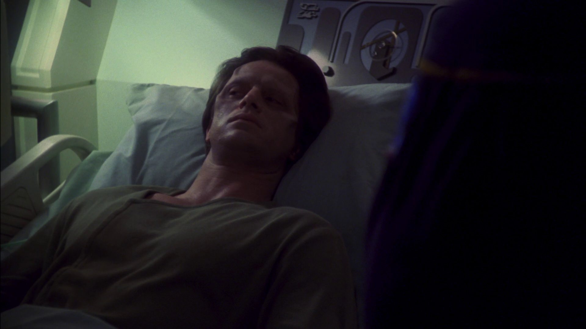 extant_StarTrek_ENT_1x13-DearDoctor_2732.jpg