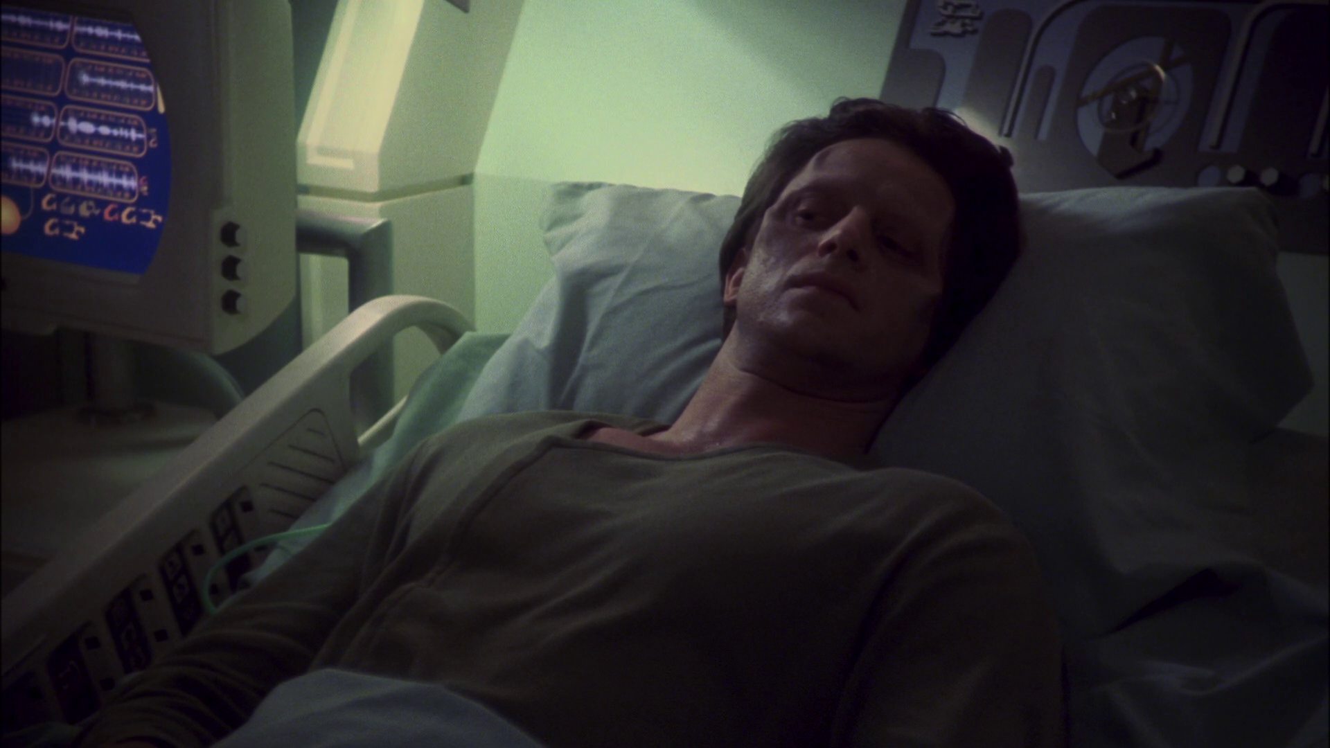 extant_StarTrek_ENT_1x13-DearDoctor_2766.jpg