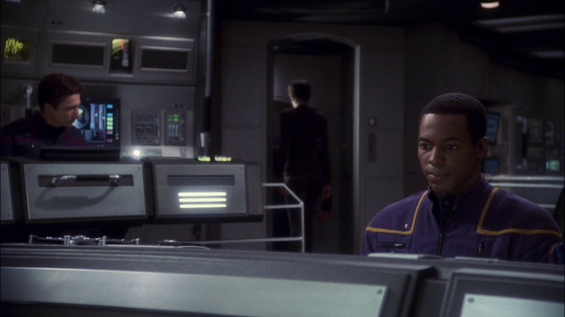 extant_StarTrek_ENT_1x13-DearDoctor_2836.jpg