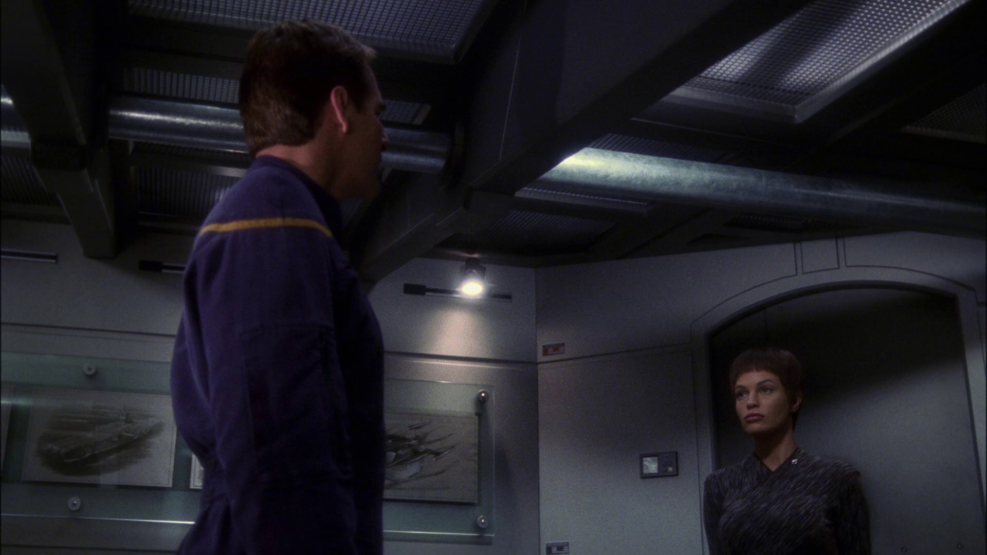 extant_StarTrek_ENT_1x13-DearDoctor_2904.jpg