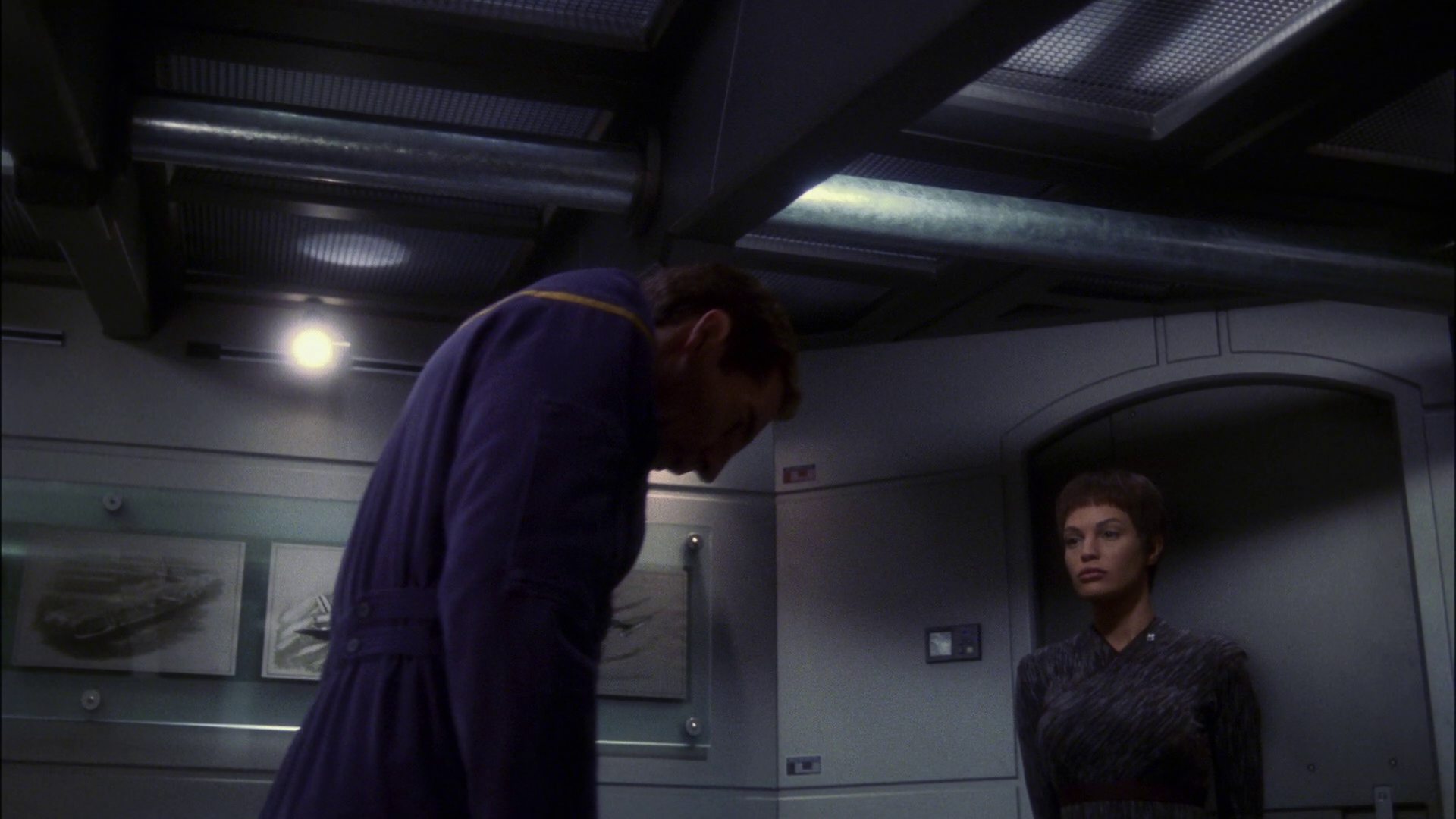 extant_StarTrek_ENT_1x13-DearDoctor_2909.jpg