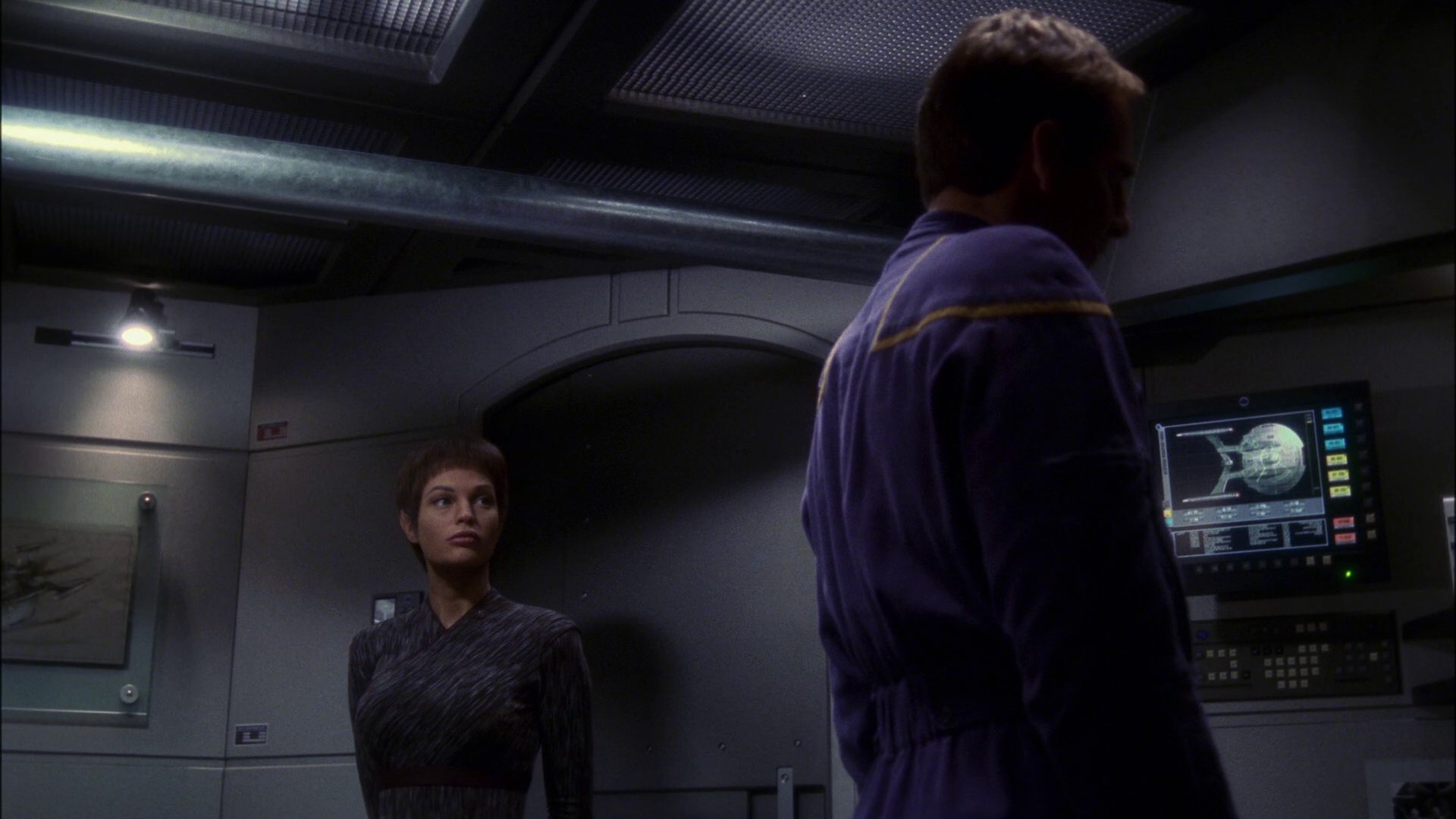 extant_StarTrek_ENT_1x13-DearDoctor_2921.jpg